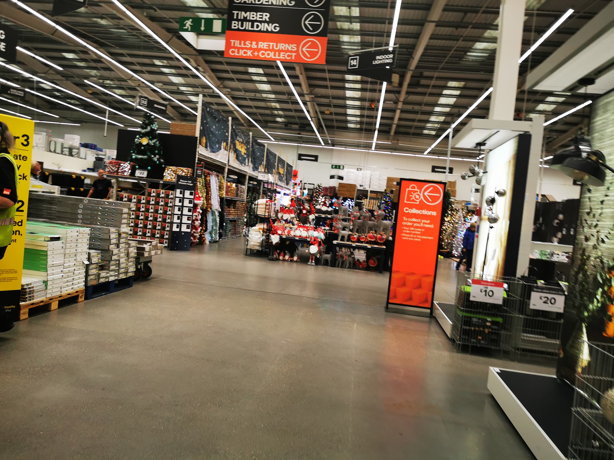 B&Q Poole