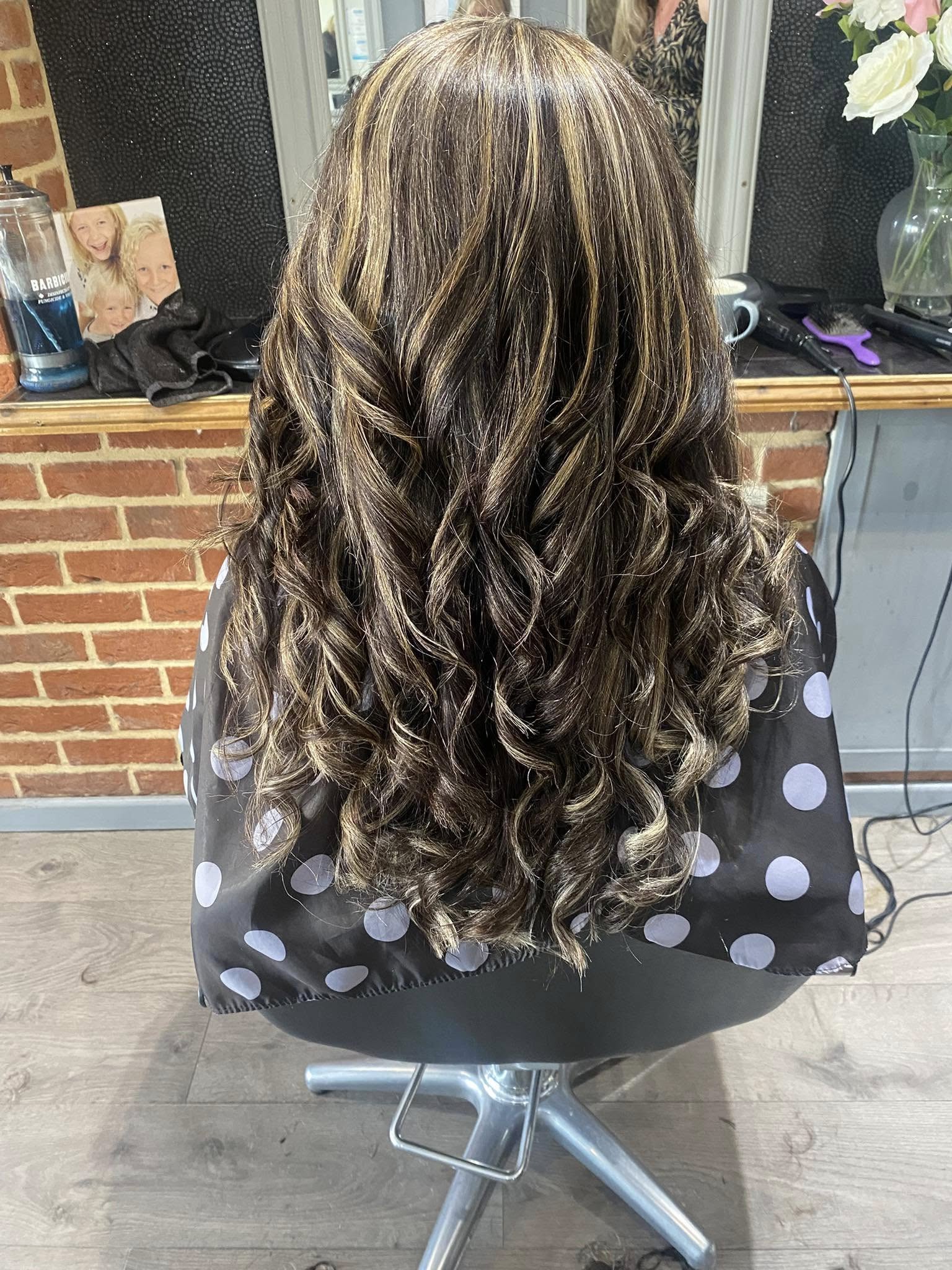 Tahnee's Hair & Beauty Studio