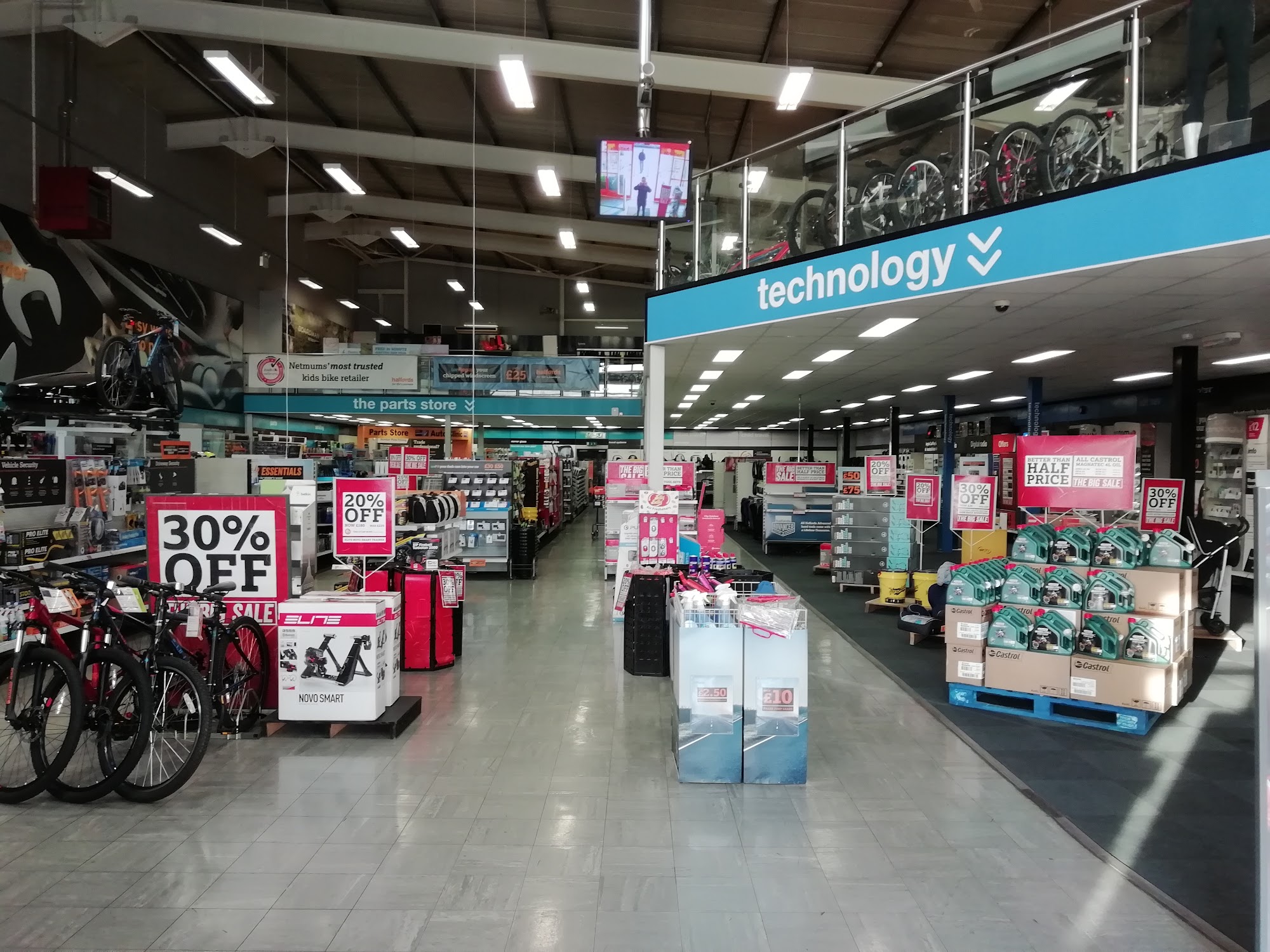 Halfords Grays