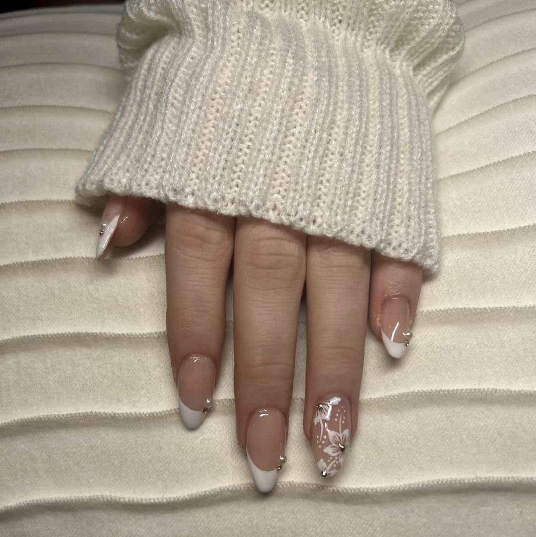 Beautifly Nails And Beauty, Beautiglow LTD