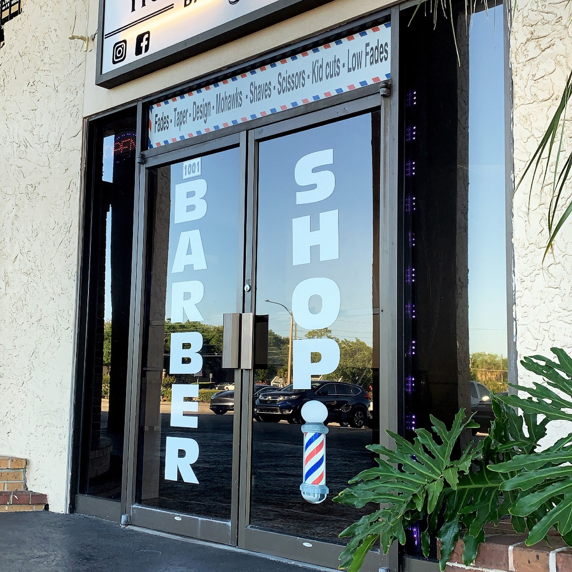 Moviestar Cuts Barbershop 499 N State Rd 434 #1001, Altamonte Springs Florida 32714