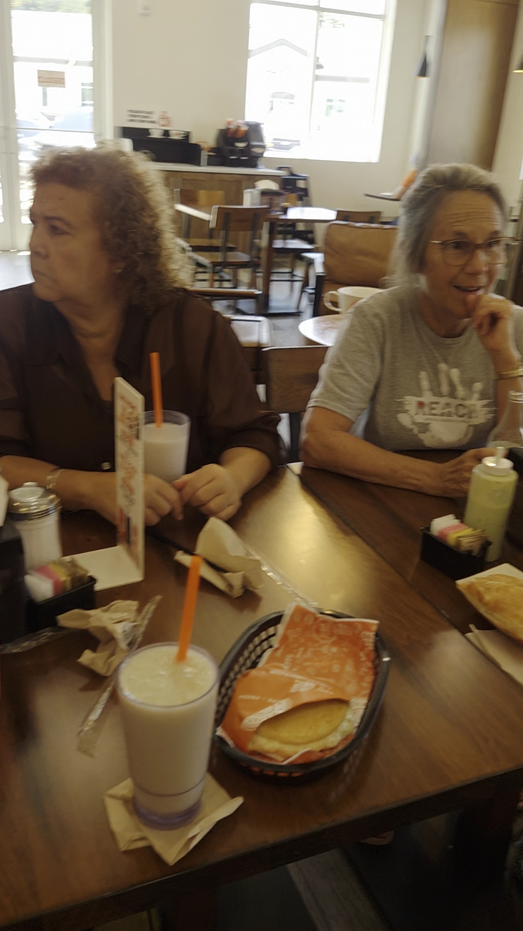 Mecatos Bakery & Café Apopka