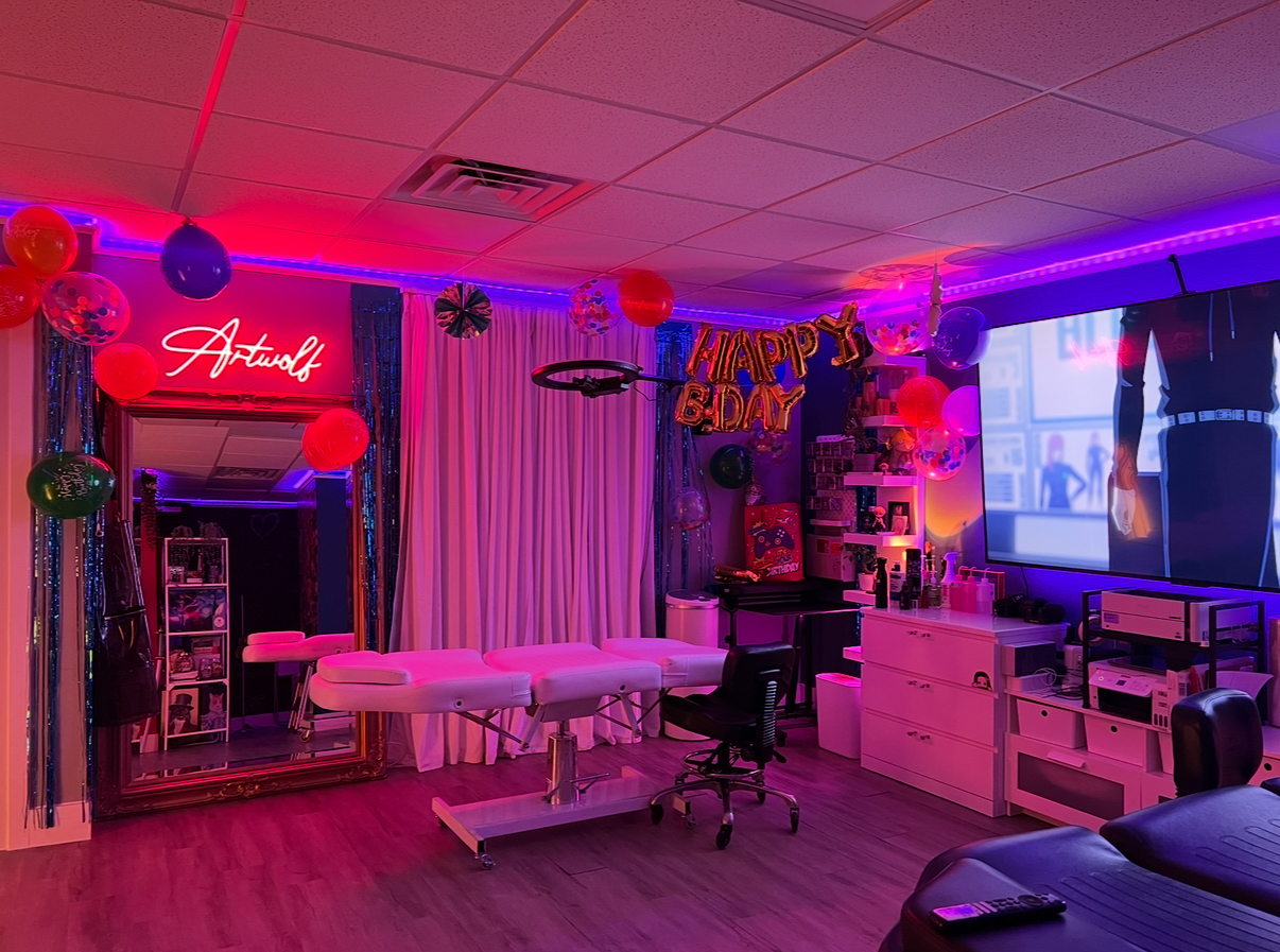 ArtWolf Tattoo 2298 NW 2nd Ave, Boca Raton Florida 33431