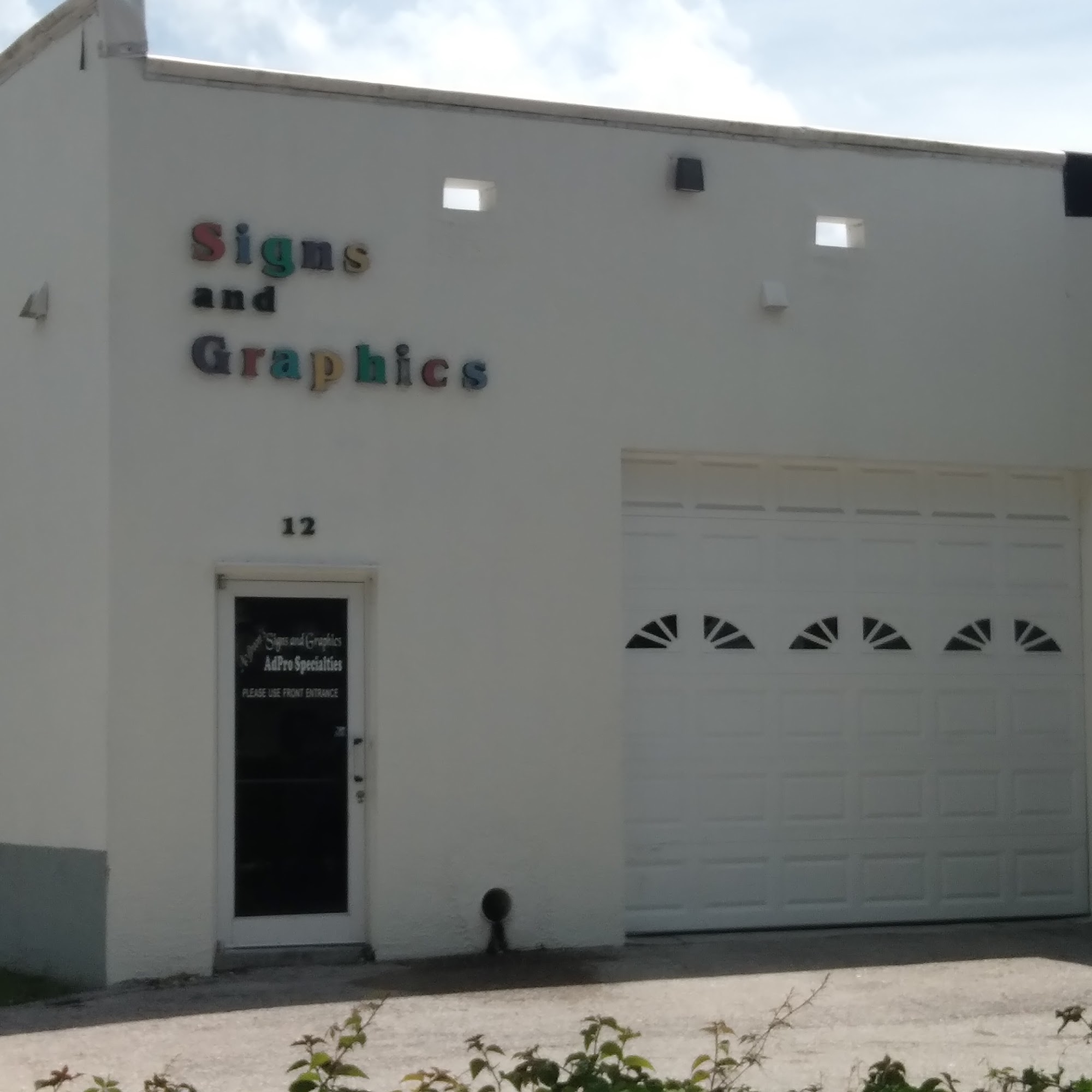 McBroom's Signs & Graphics Bonita Springs