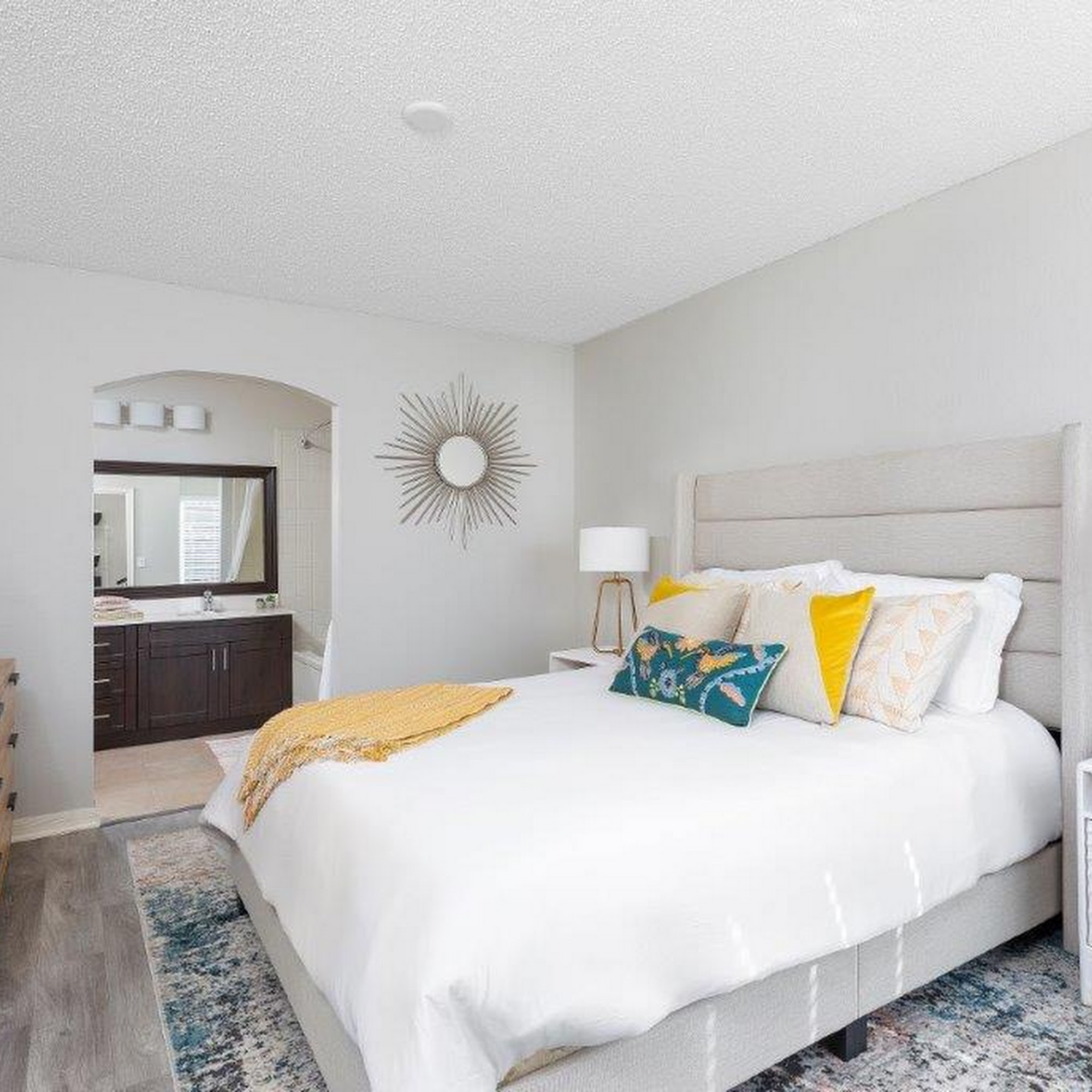 Indian Hills Apartments