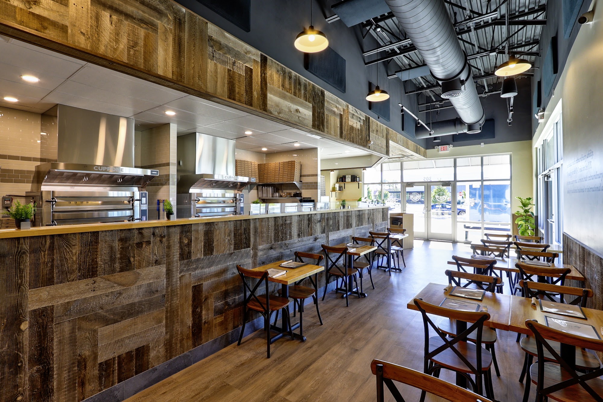 Mister O1 Extraordinary Pizza - Boynton Beach