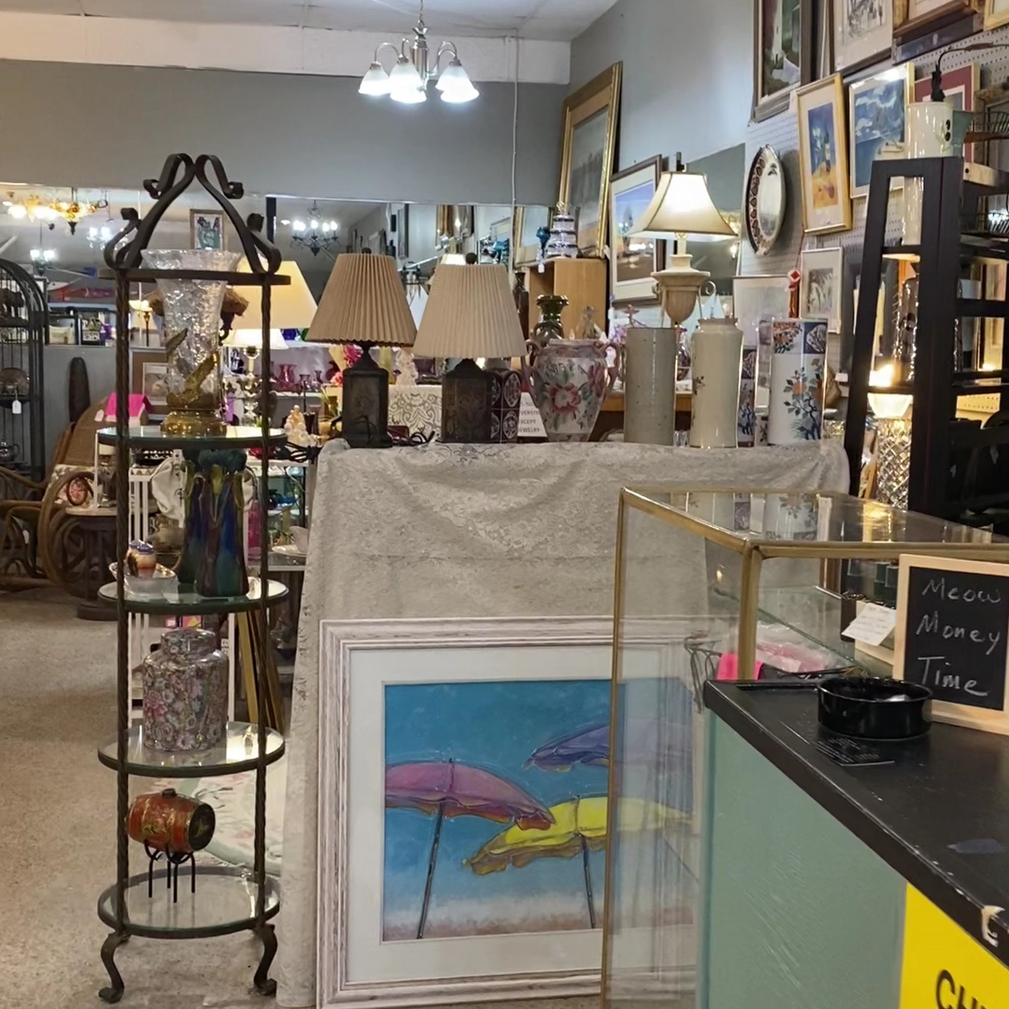 The Cats Meow, A Vintage Marketplace