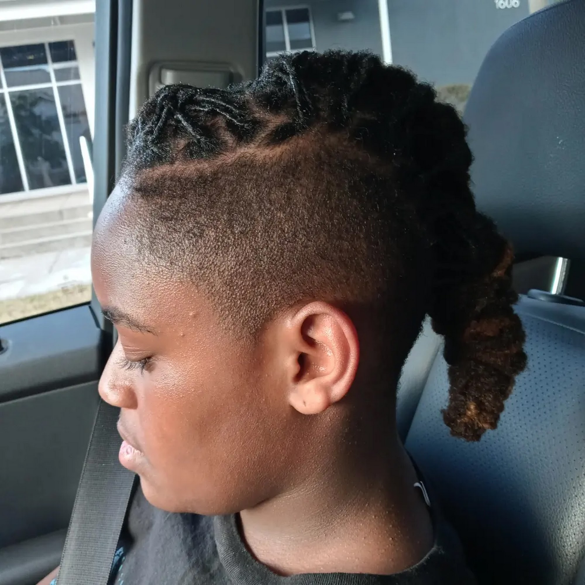 KWE Hair Studio 710 Oakfield Dr, Brandon Florida 33511