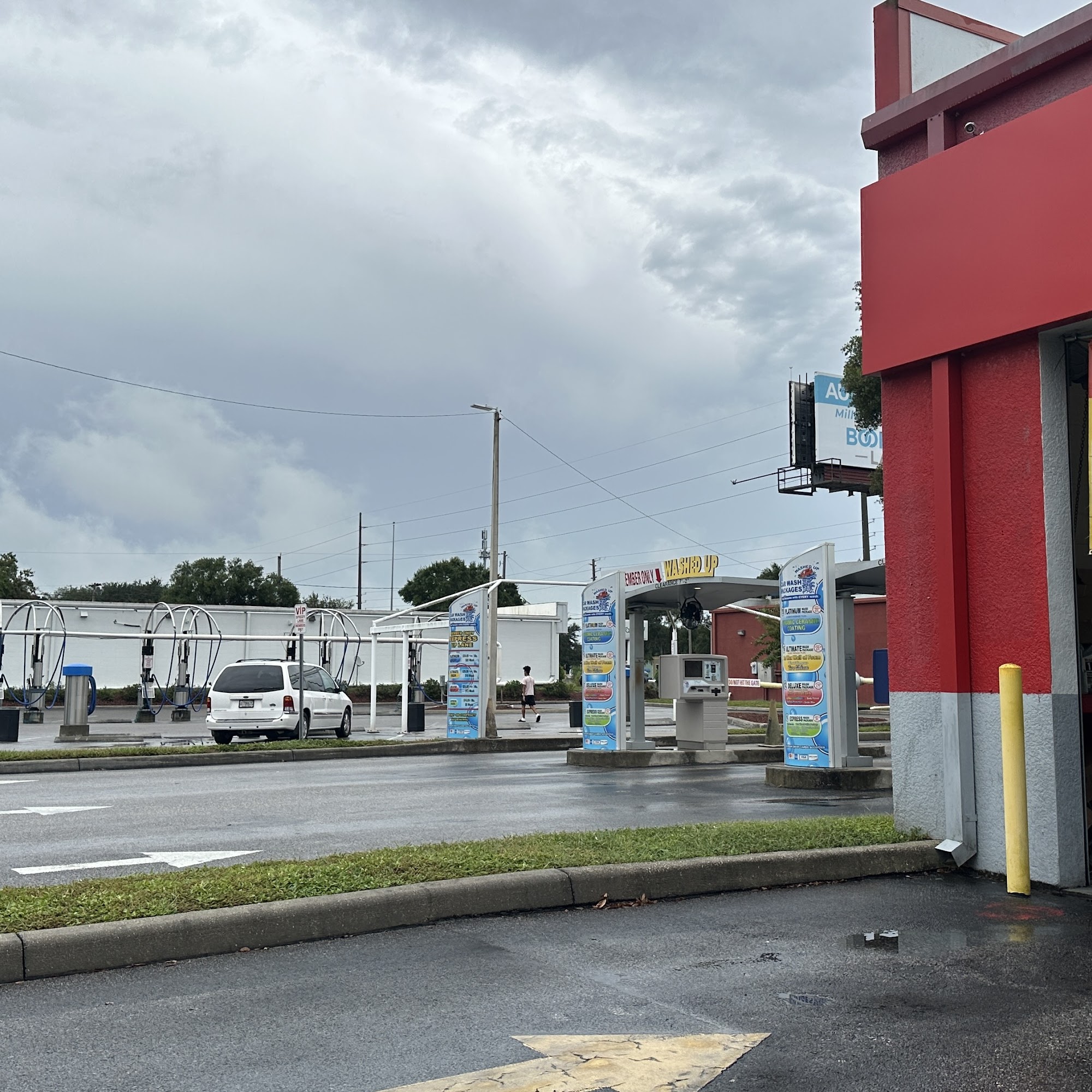 PIT STOP 10 MIN. OIL CHANGE