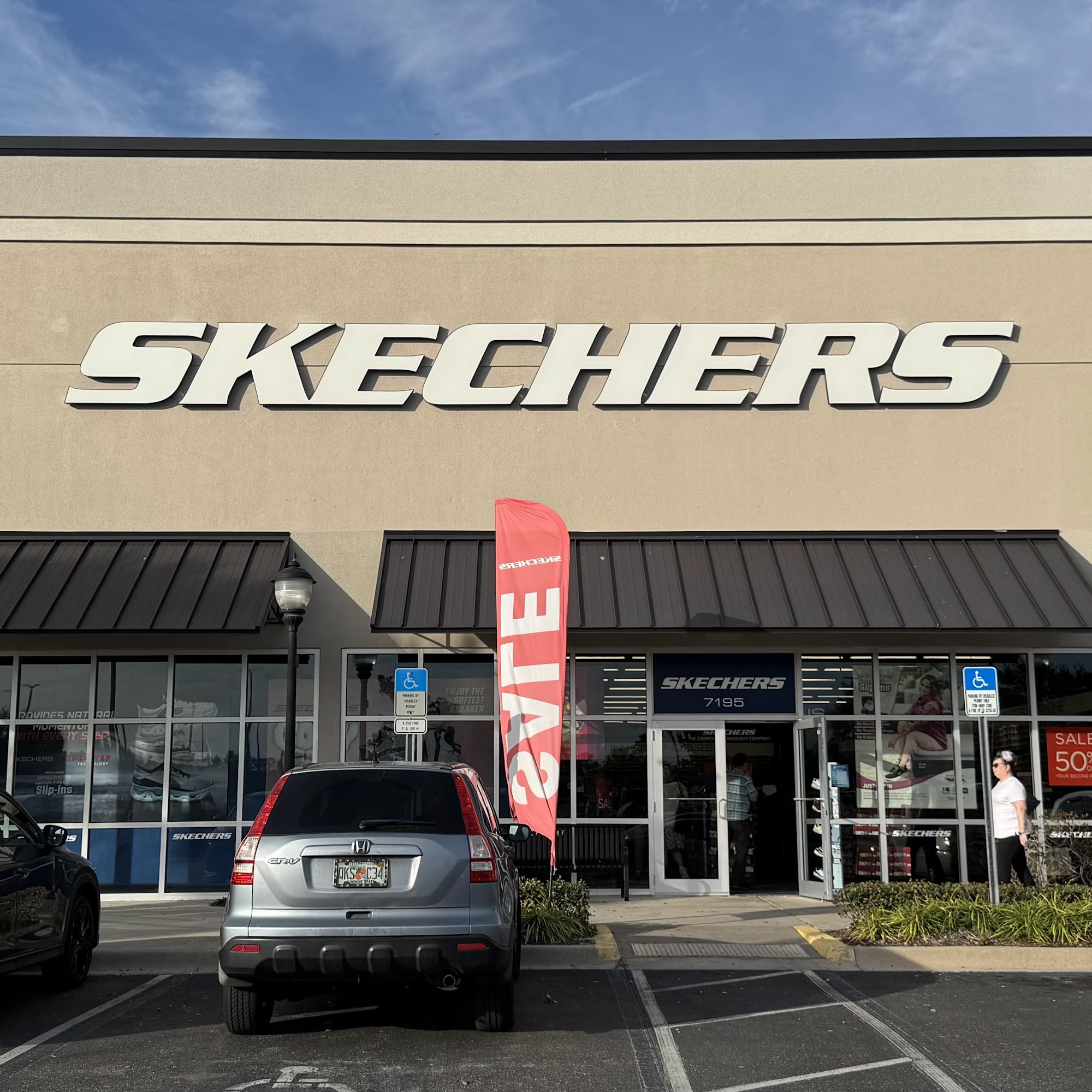SKECHERS Warehouse Outlet Brooksville