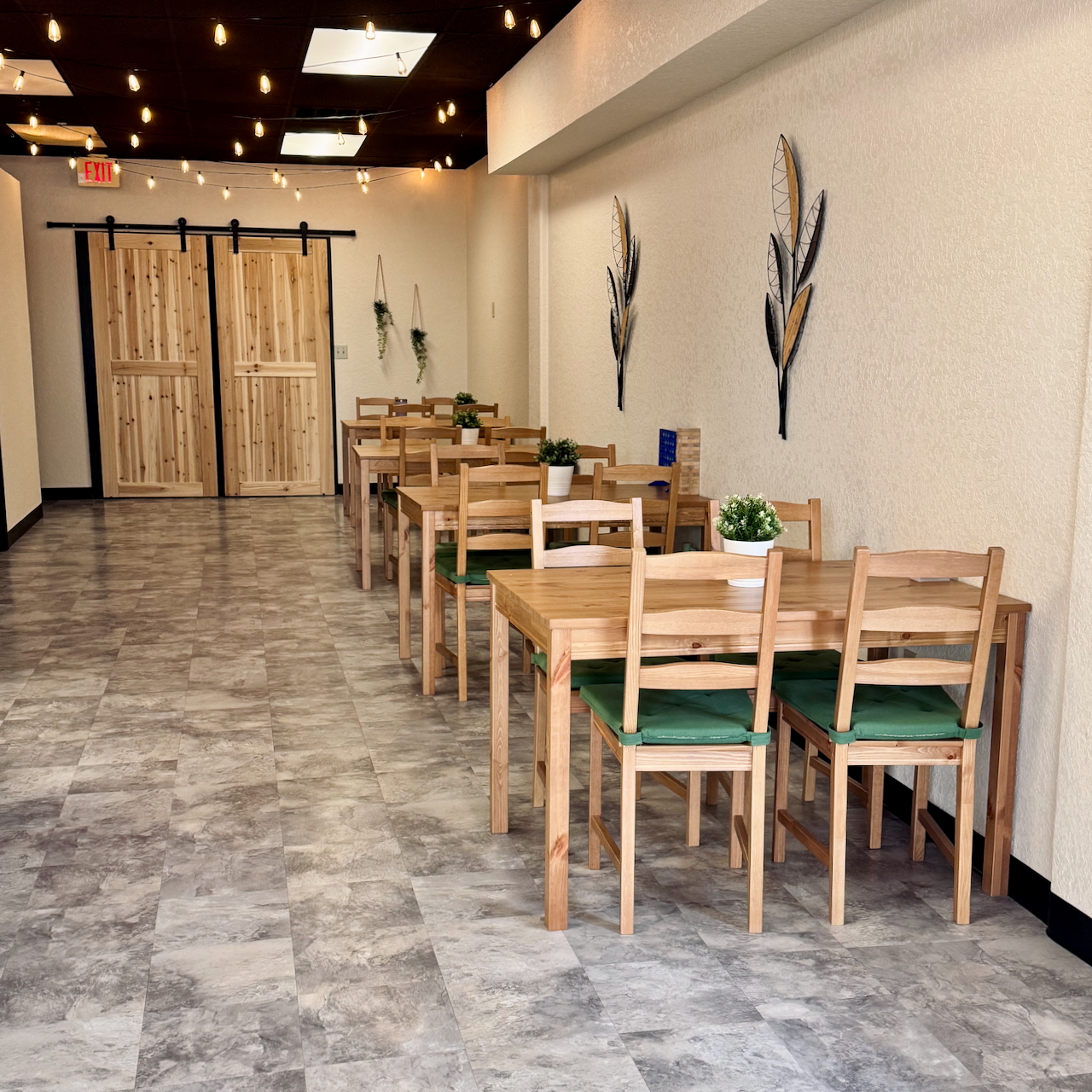 Grace Cafe 407 N West St, Bushnell