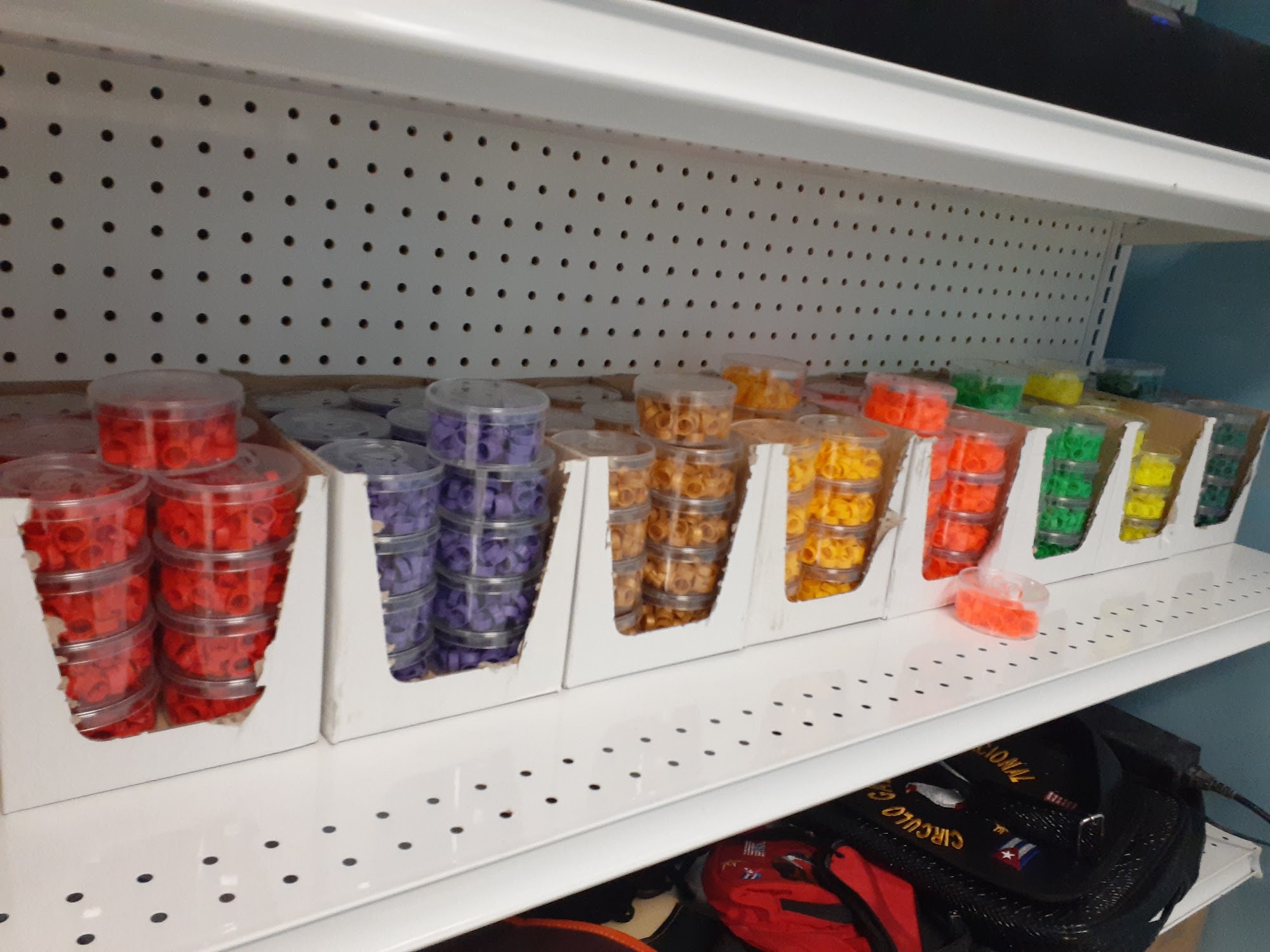 El guireño petshop Cape Coral