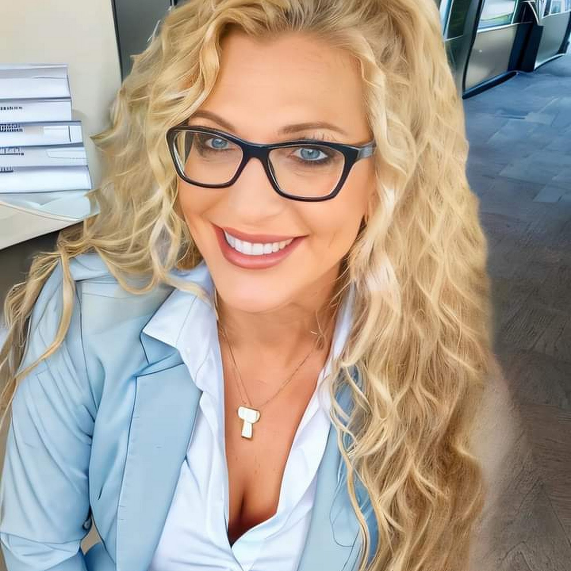 Jenniffer Anderson Massage Therapy and DaVinci Teeth Whitening 909 SE 47th Terrace Suite 201 Rms 6, 10, 13, Cape Coral Florida 33904