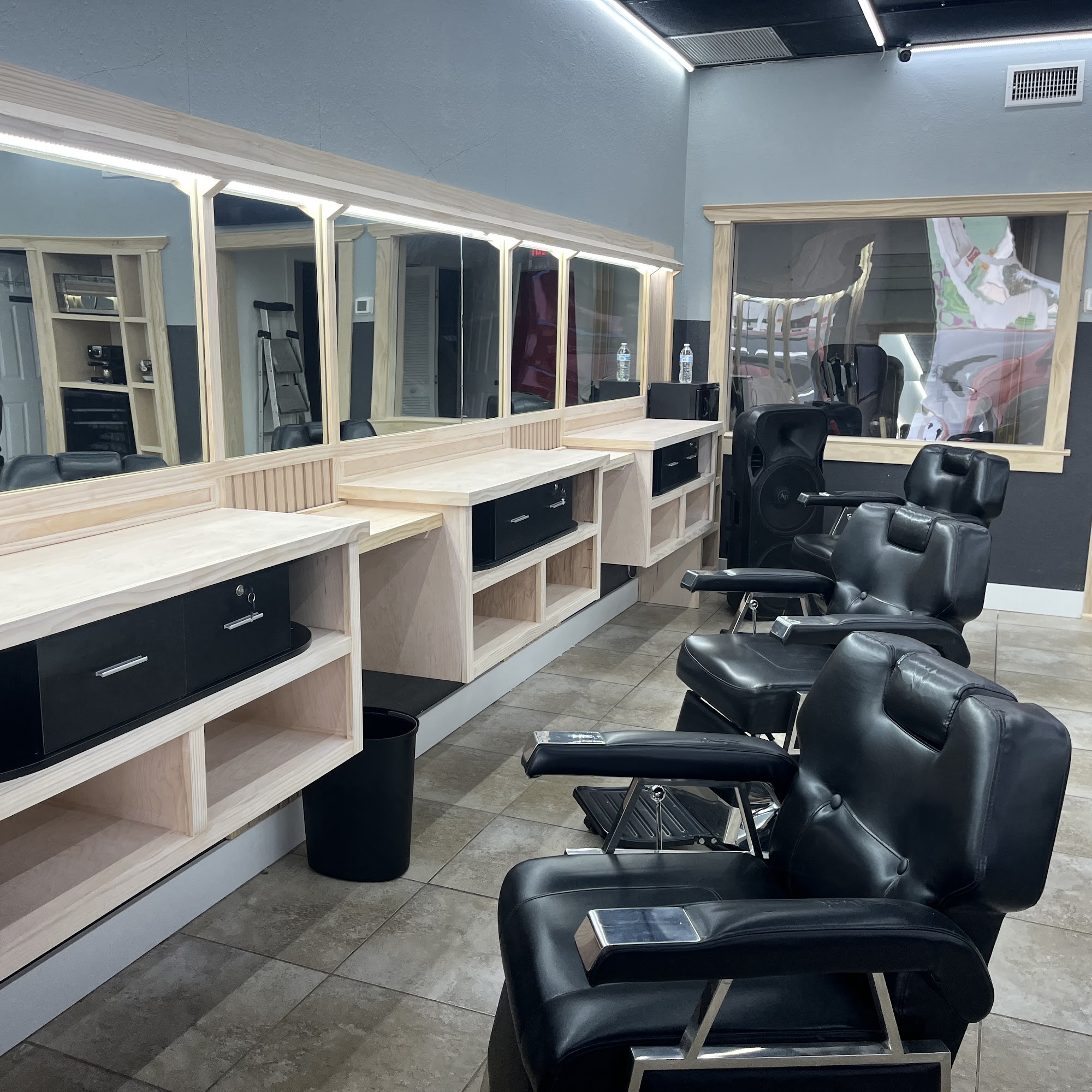 LosCapeCuts 4714 Del Prado Blvd S, Cape Coral Florida 33904