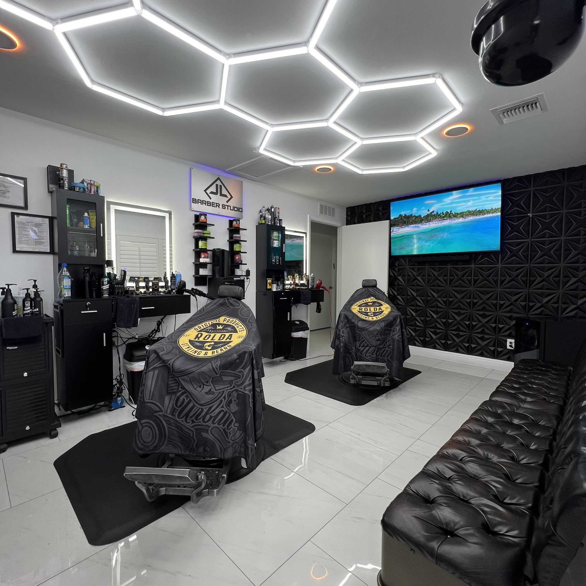 JL Barber Studio 1414 SE 17th Ave, Cape Coral Florida 33990