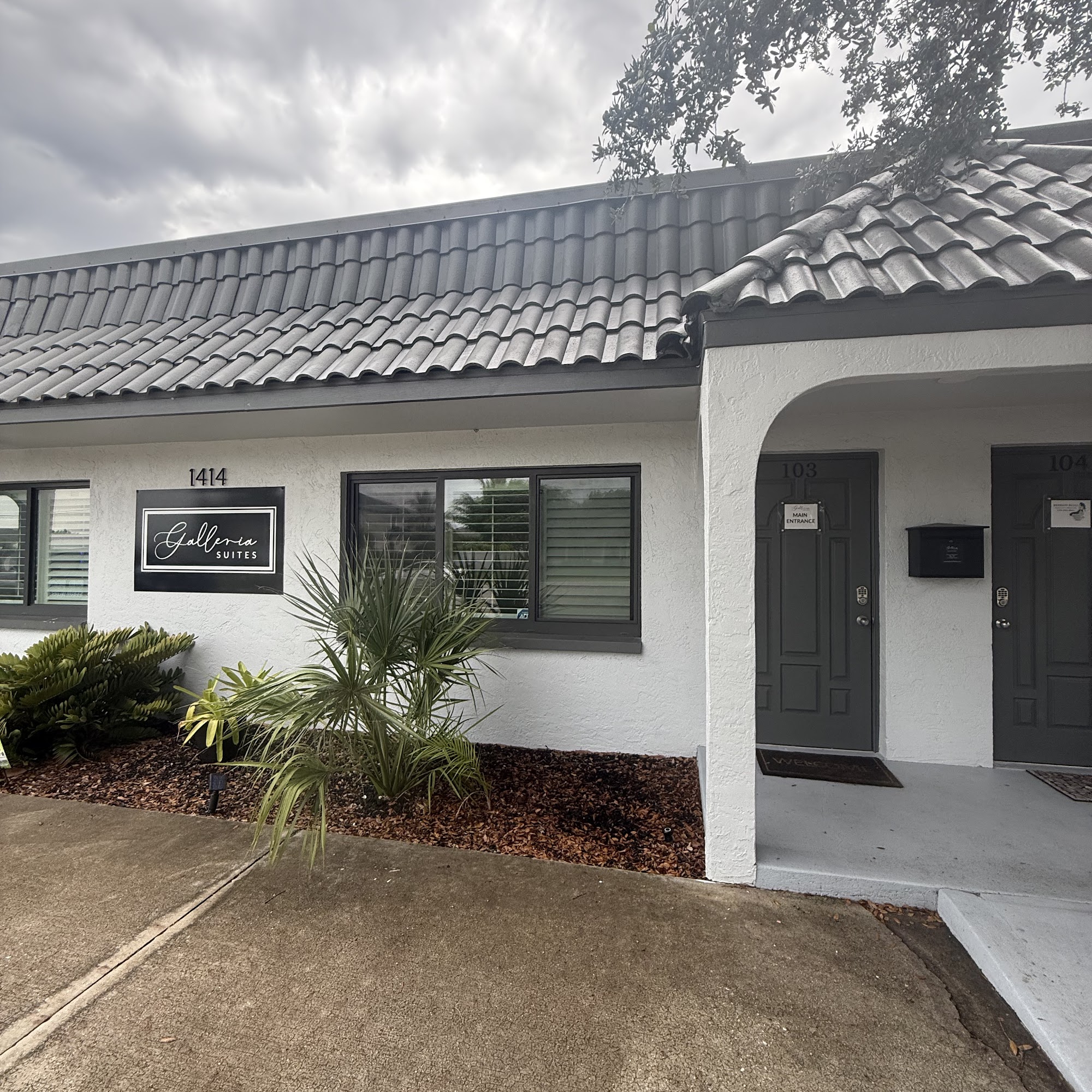 Down To Your Roots Wax Studio 1414 SE 17th Ave Suite 6, Cape Coral Florida 33990