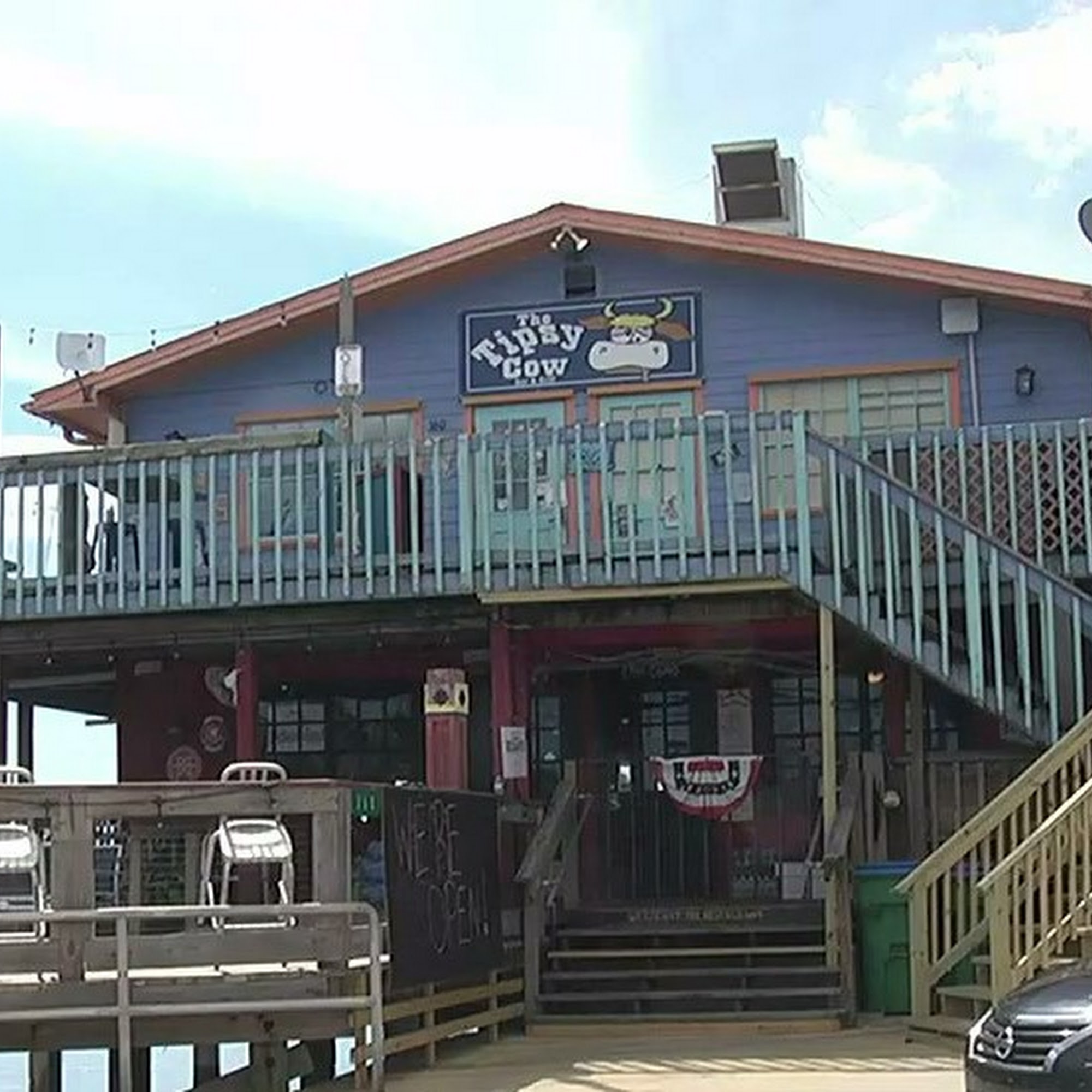 The Tipsy Cow Bar & Grill Cedar Key