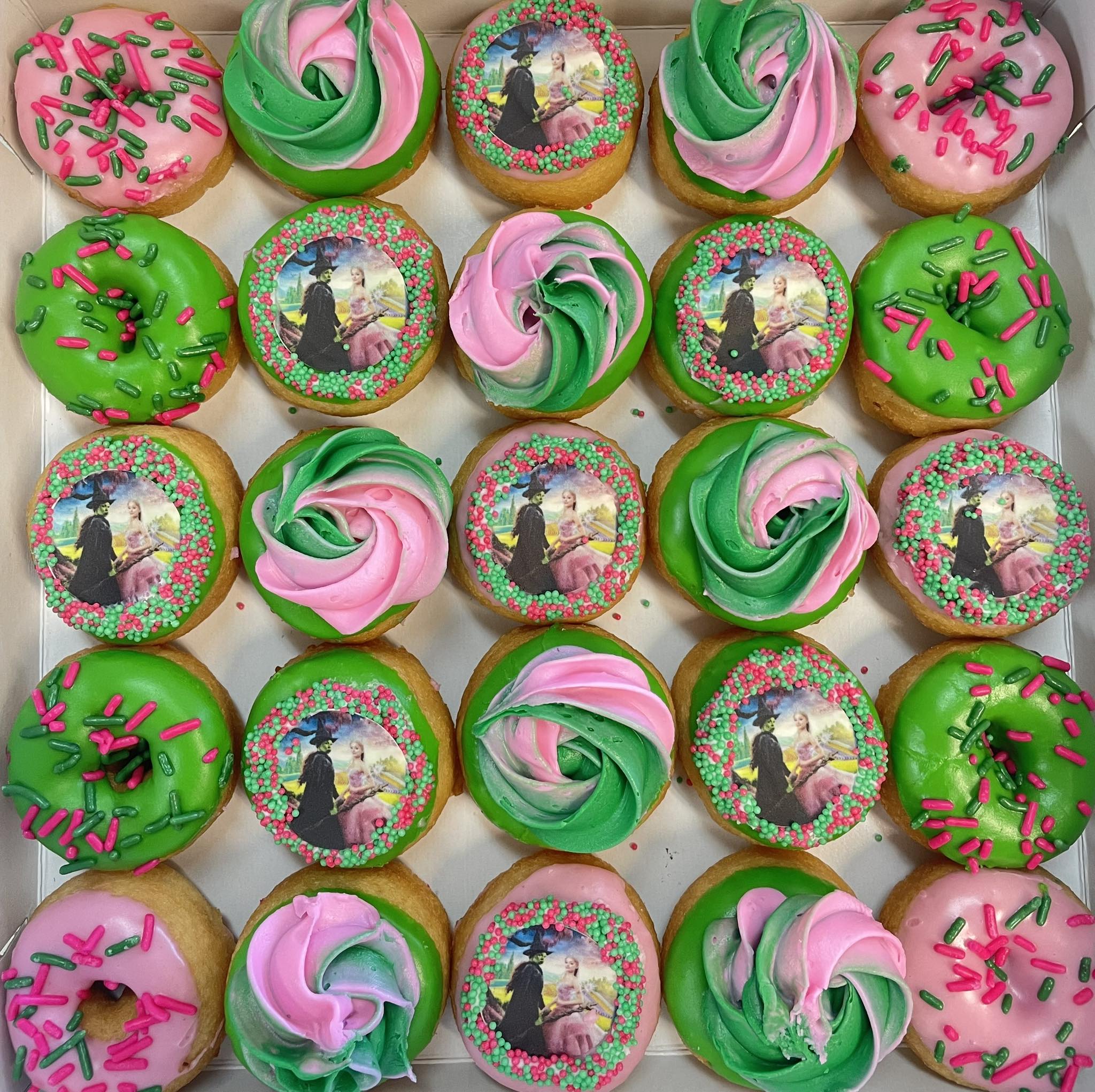 Van Dough Mini Donuts & Coffee Clearwater