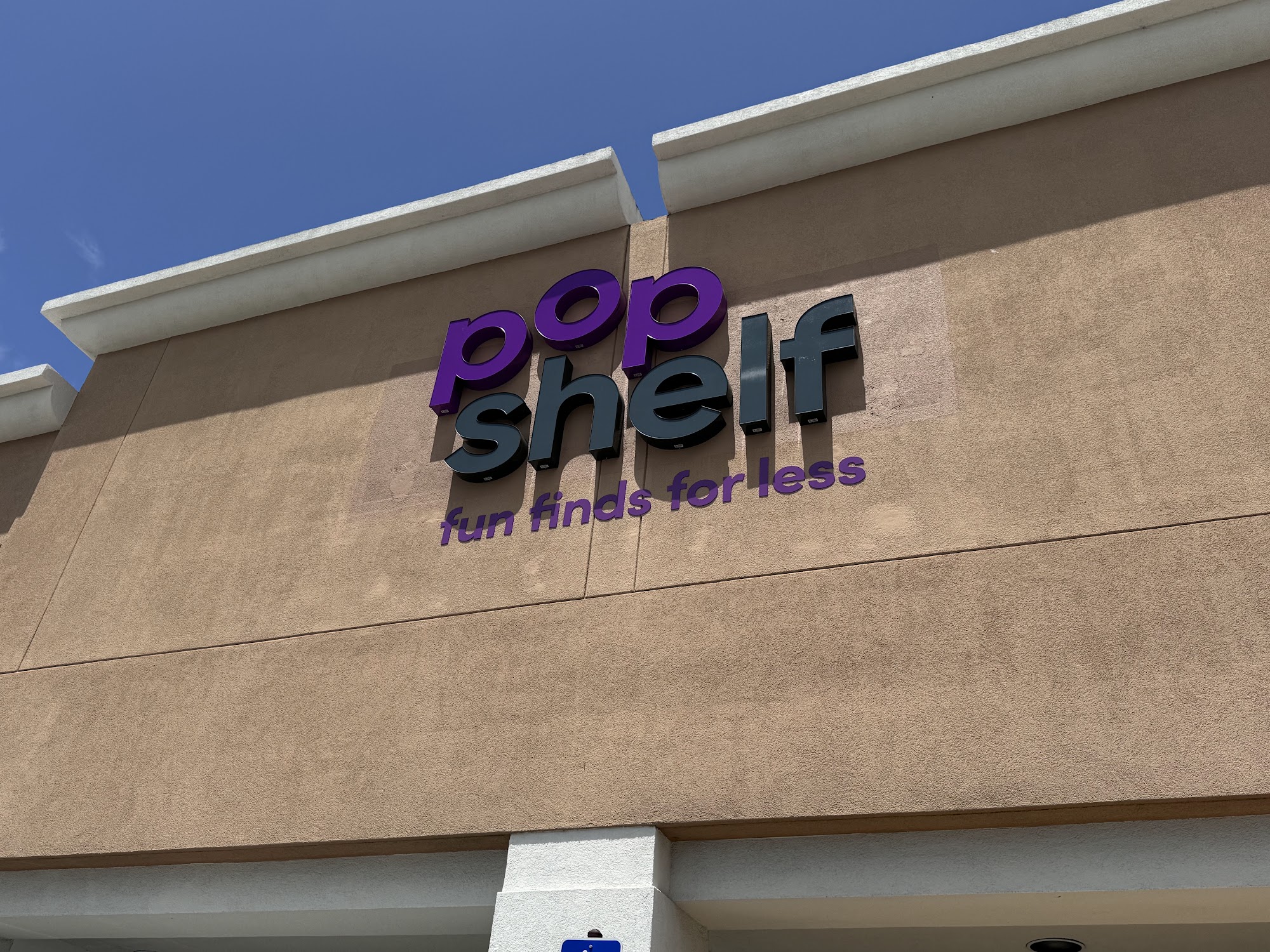 pOpshelf 23682 US Hwy 19 N, Clearwater Florida 33765