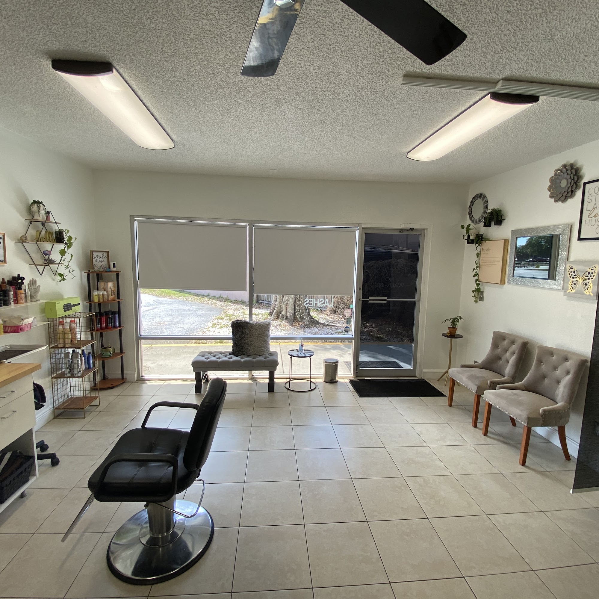 Salon 2140 2140 Drew St #A, Clearwater Florida 33765