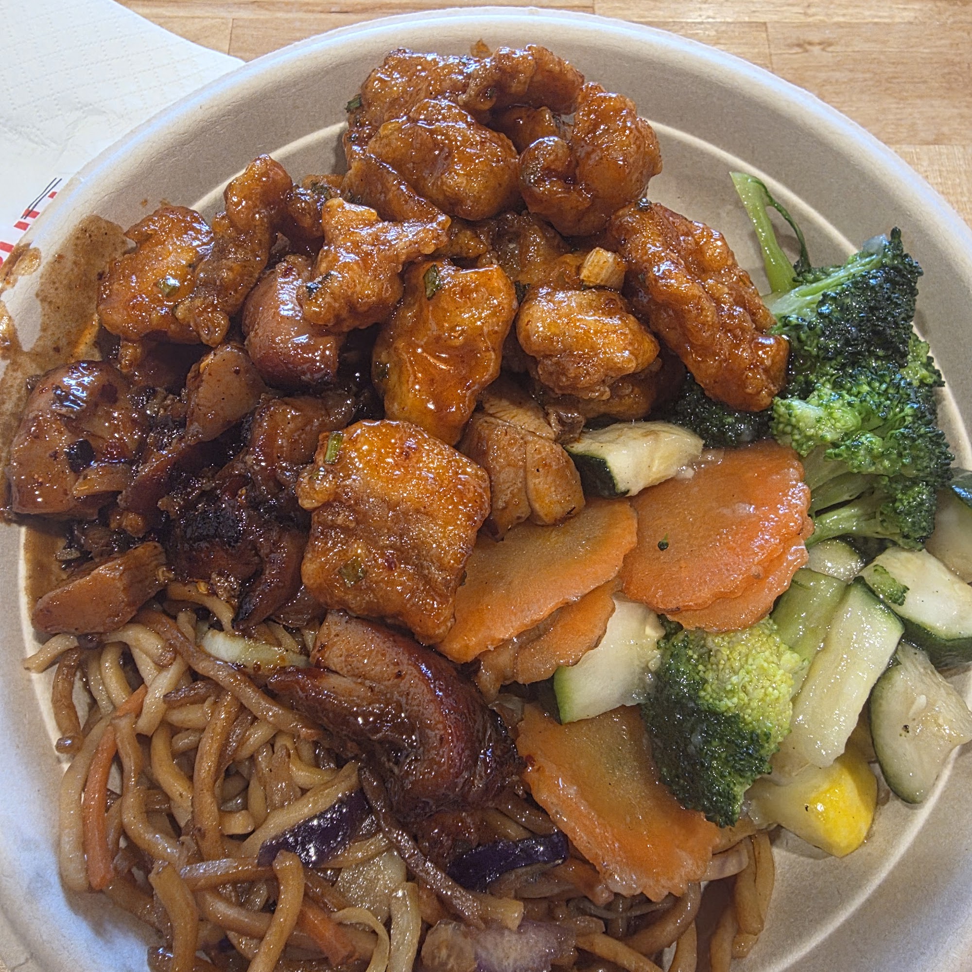 BAMBUU Asian Eatery