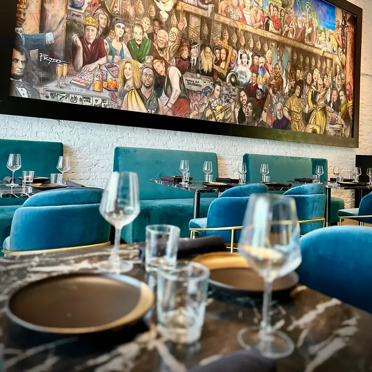 Photo credit: opentable