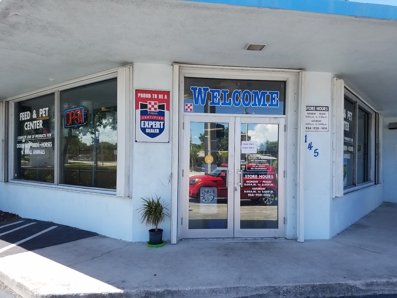 Finish Line Feeds Dania Beach