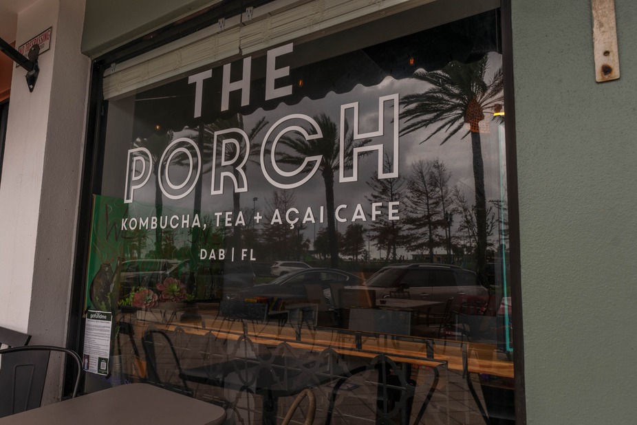 The Porch Kombucha, Tea + Açaí Cafe Daytona Beach