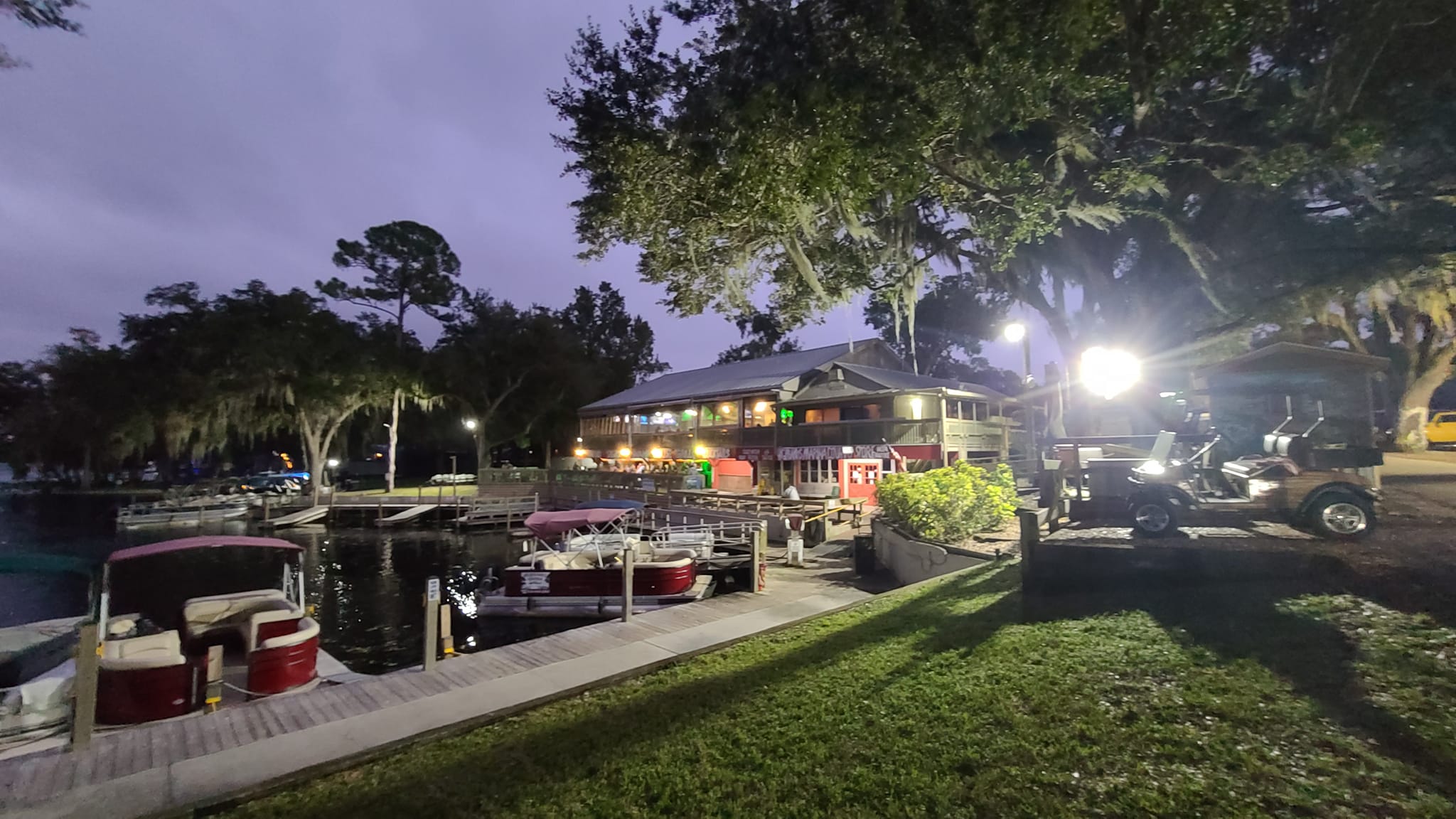 Swamp House Riverfront Grill DeBary