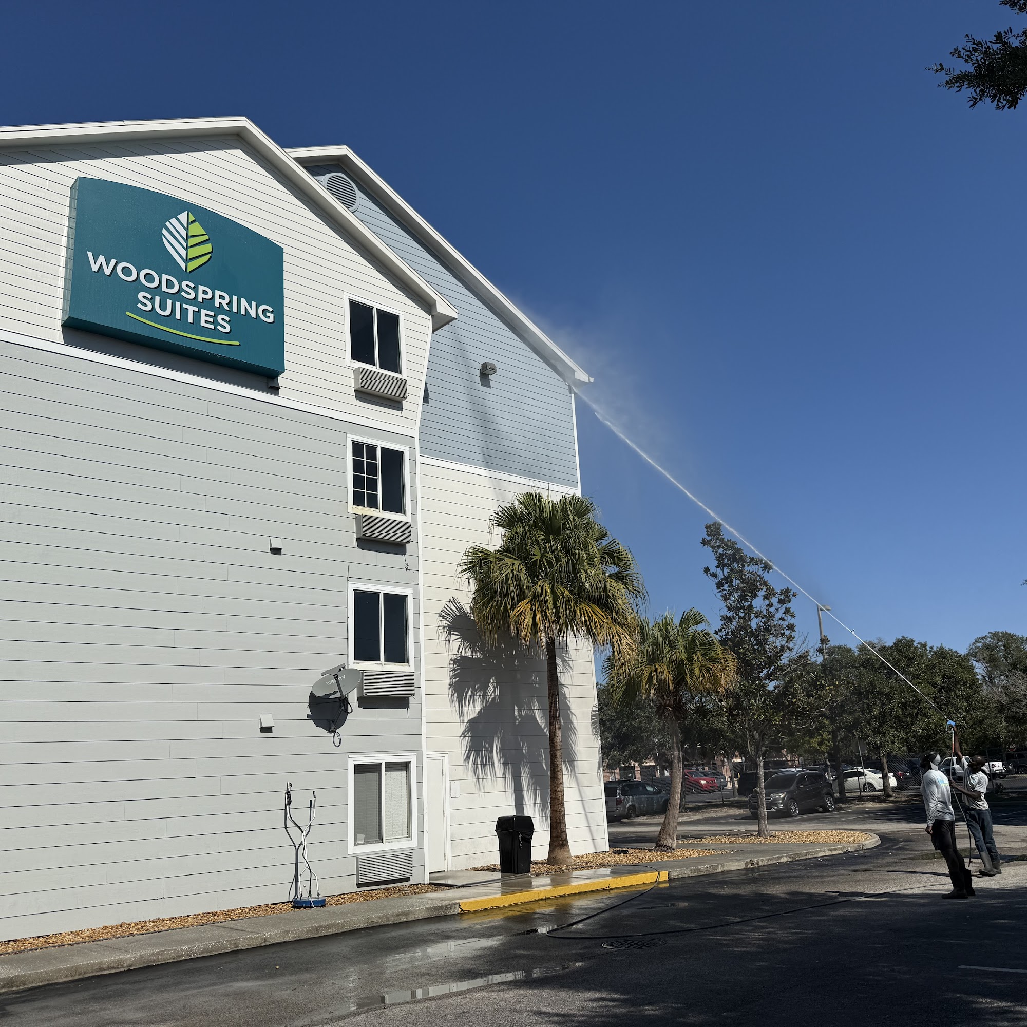 Rolling Suds of Orlando 404 Newtech Ct, DeBary Florida 32713