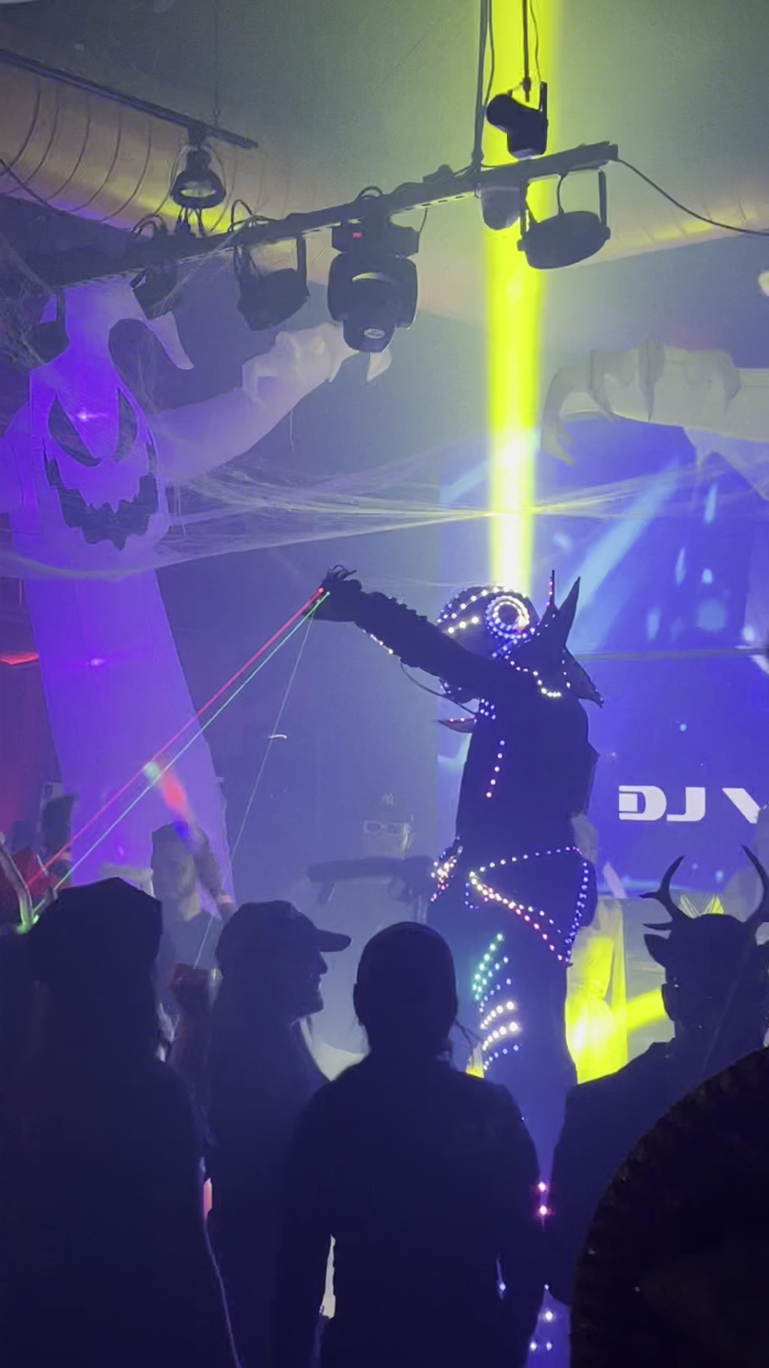 Comida Latina Y Excelente Cafe Menu