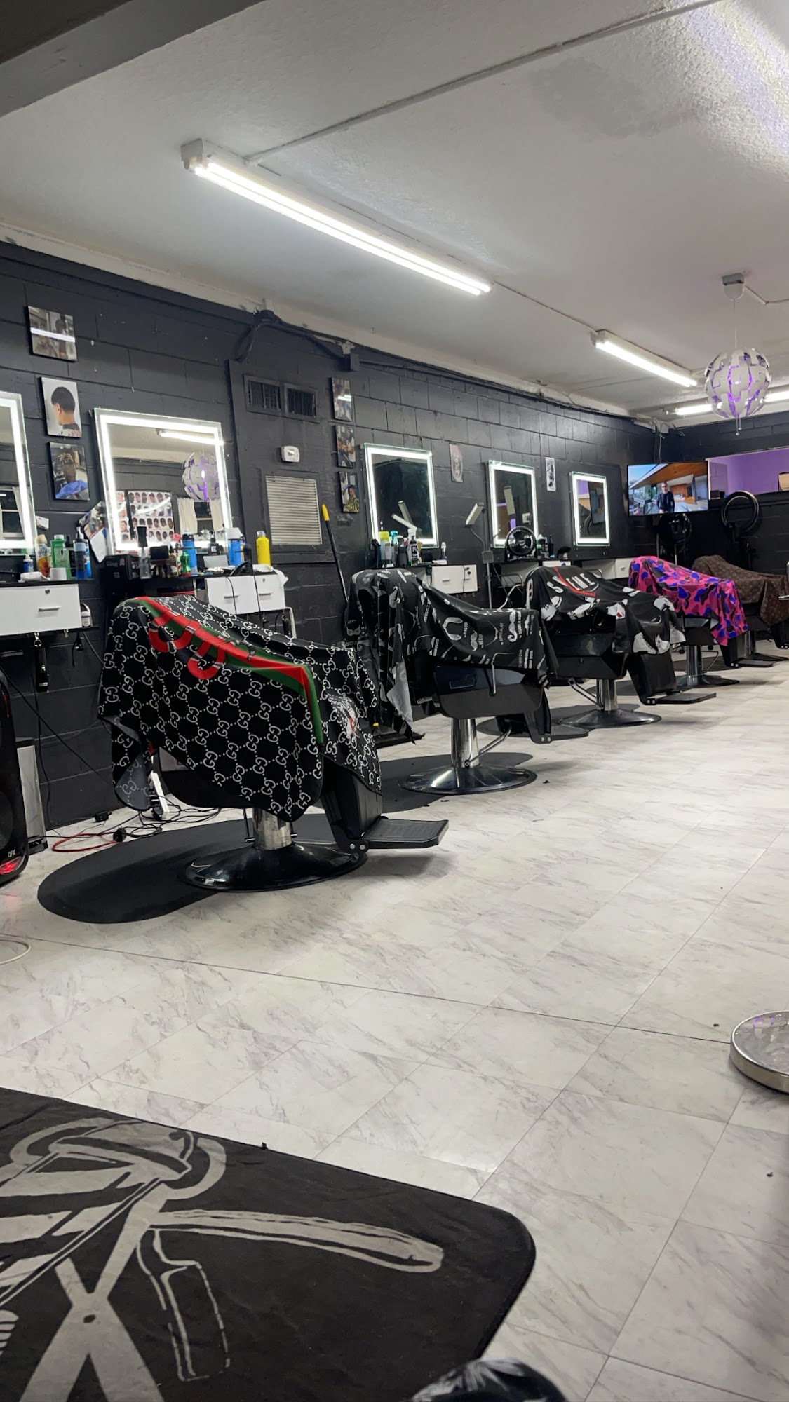 Studio Stylez Barbershop 633 S Woodland Blvd suit a, DeLand Florida 32720