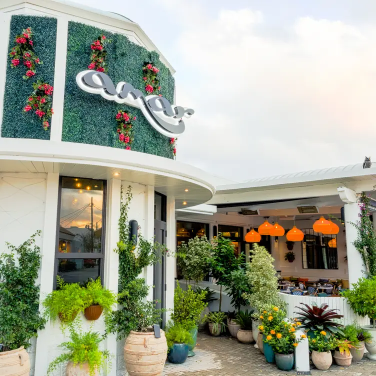 Photo credit: opentable