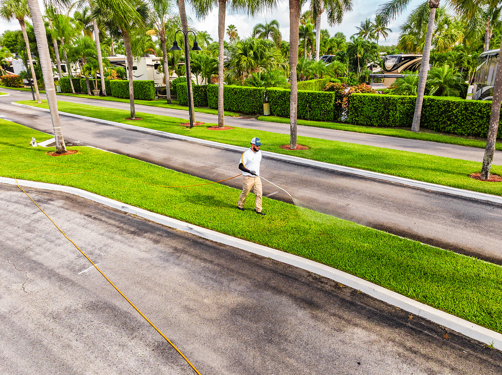 East Coast Sprayers | Lawn Care & Pest Control 801 SE 6th Ave #201, Delray Beach Florida 33483