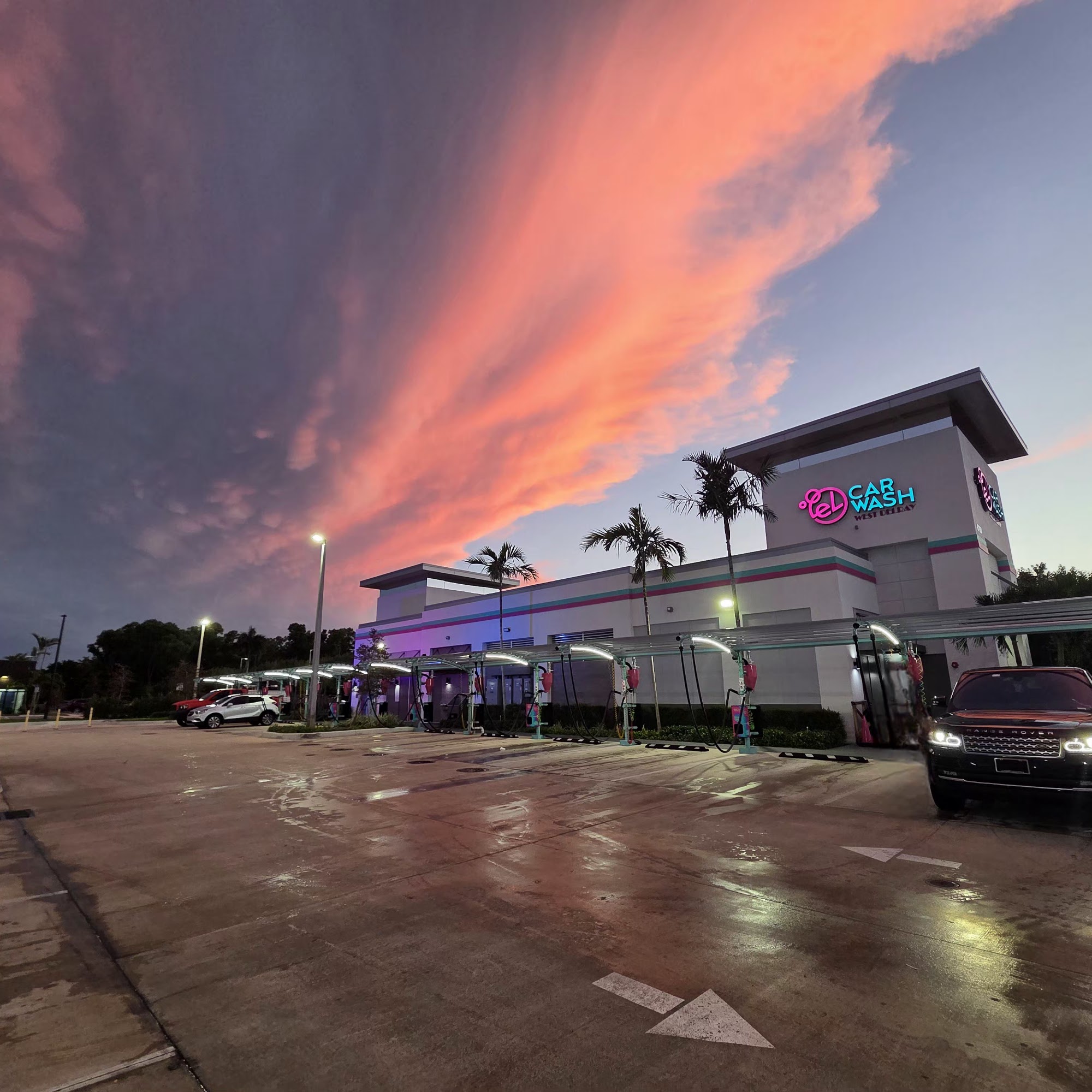 El Car Wash - West Delray