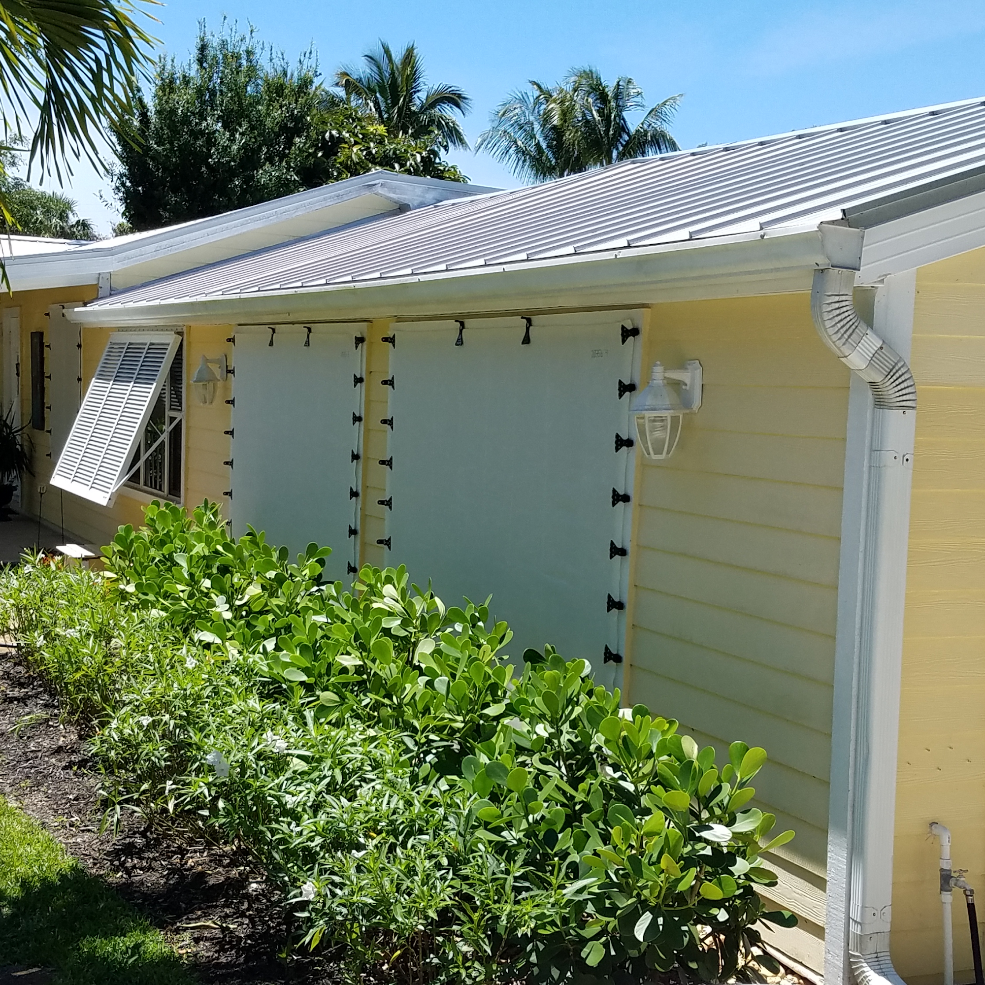 Hurricane Fabric 1505 Poinsettia Dr, Delray Beach Florida 33444