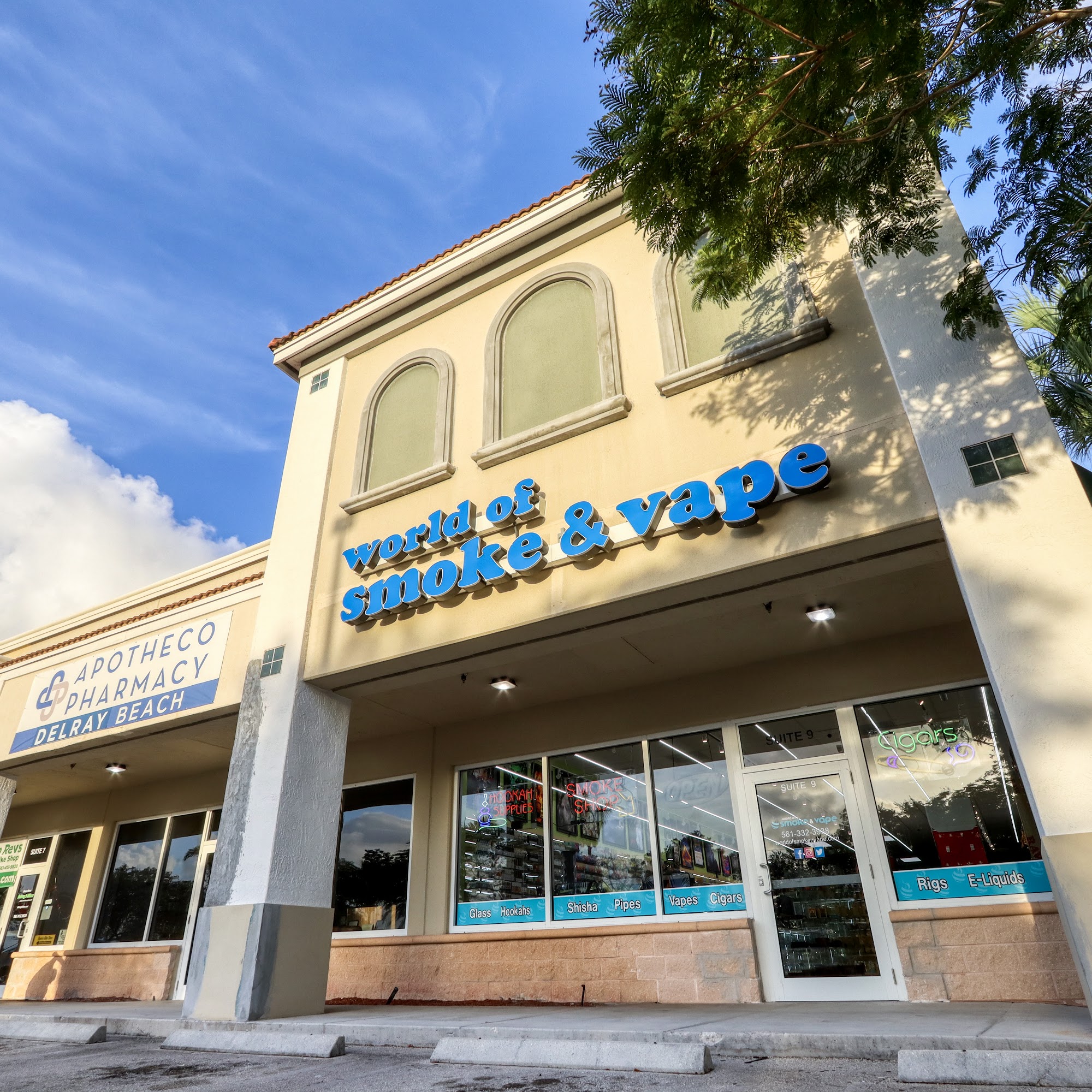 World of Smoke & Vape - Delray