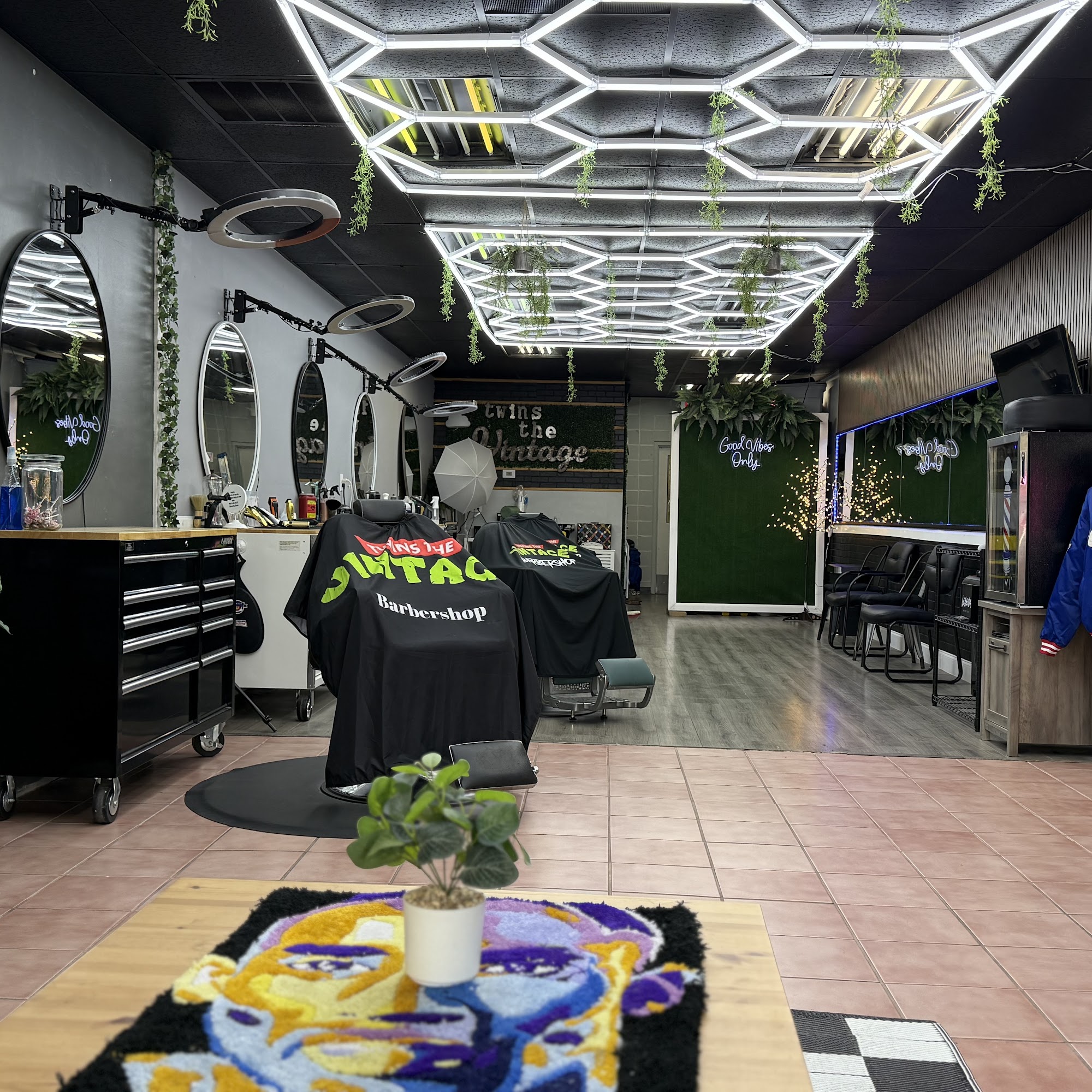 Twinsthevintage 777 Deltona Blvd, Deltona Florida 32725