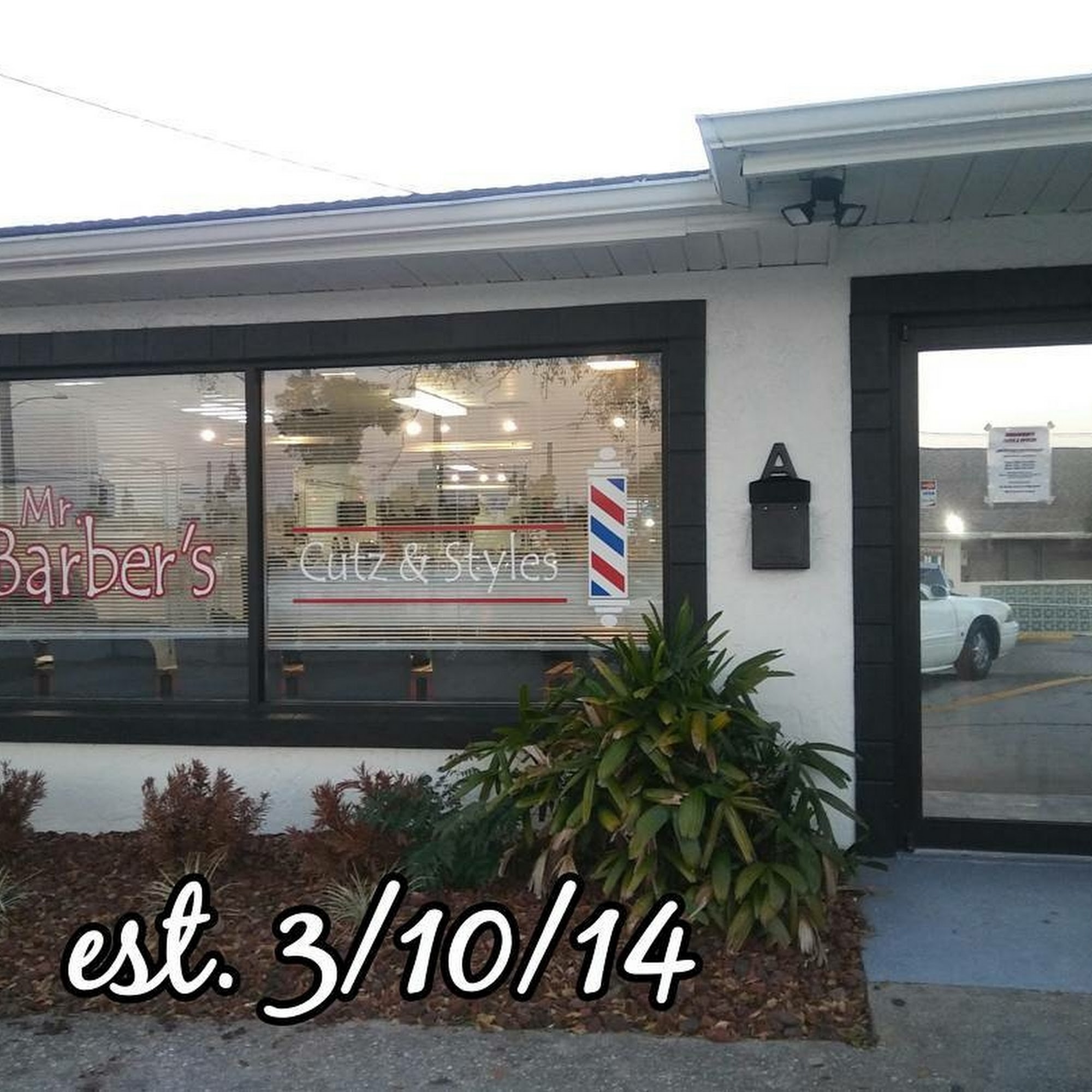 Mr. Barber's Cutz & Styles 1800 Elkcam Blvd, Deltona Florida 32725