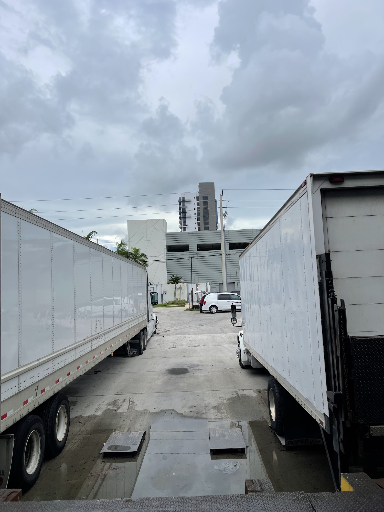 Sunshine Bottling Inc. Doral