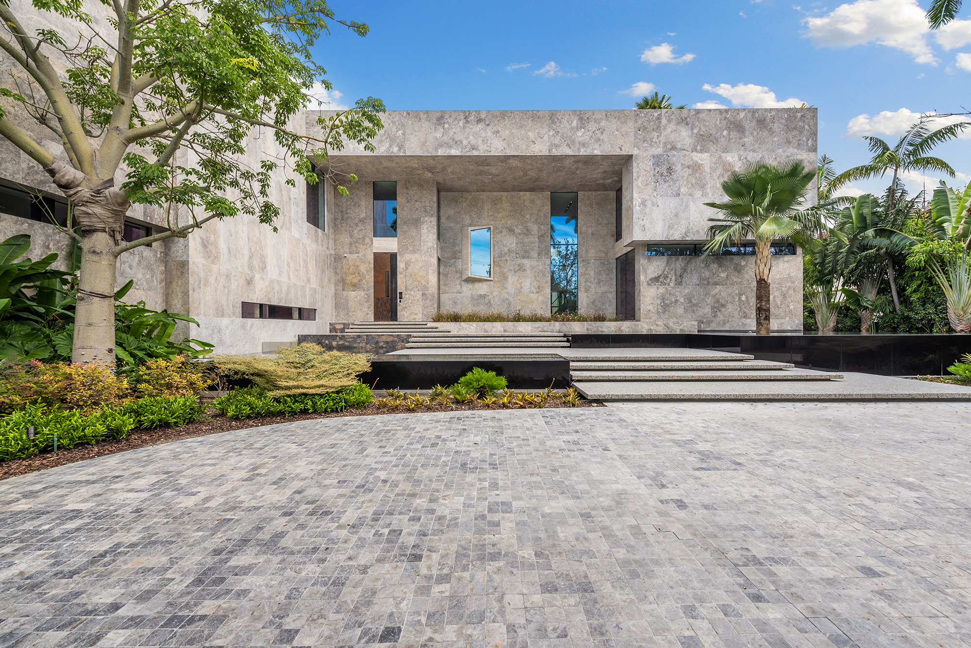 La Finestra, LC Doral