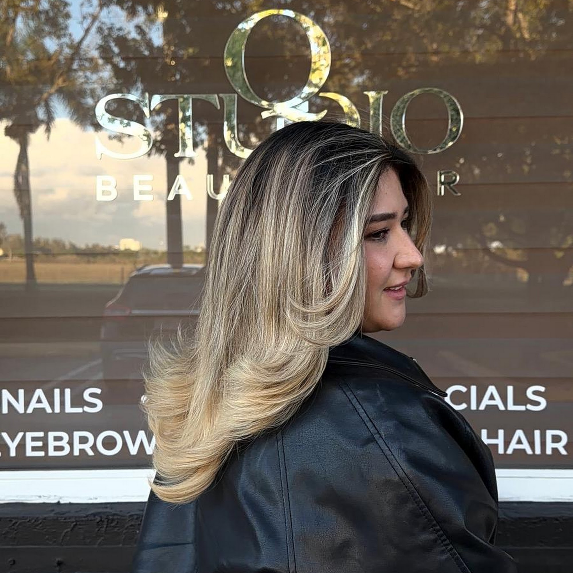 Q Studio Beauty Bar 2610 NW 97th Ave, Doral Florida 33172