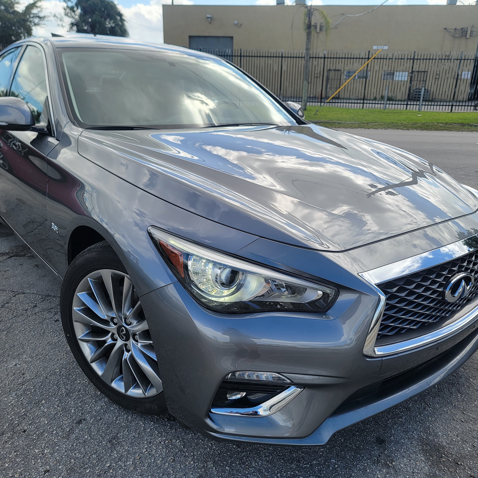 AAA OF MIAMI LLC AUTO SALES