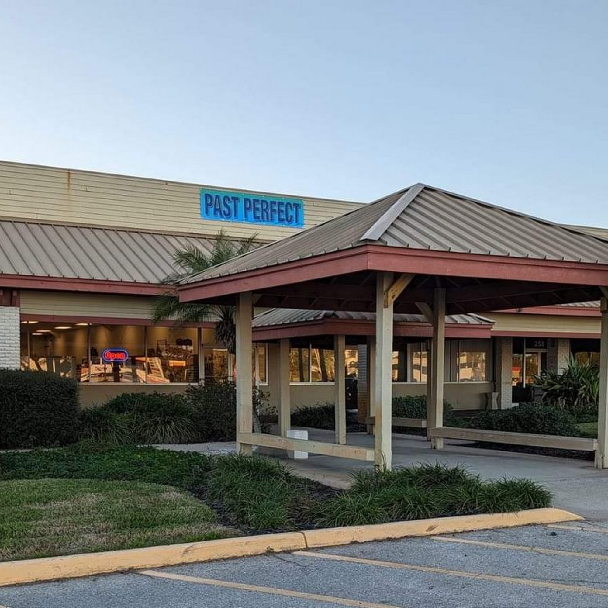 Past Perfect Thrift & Gift Englewood