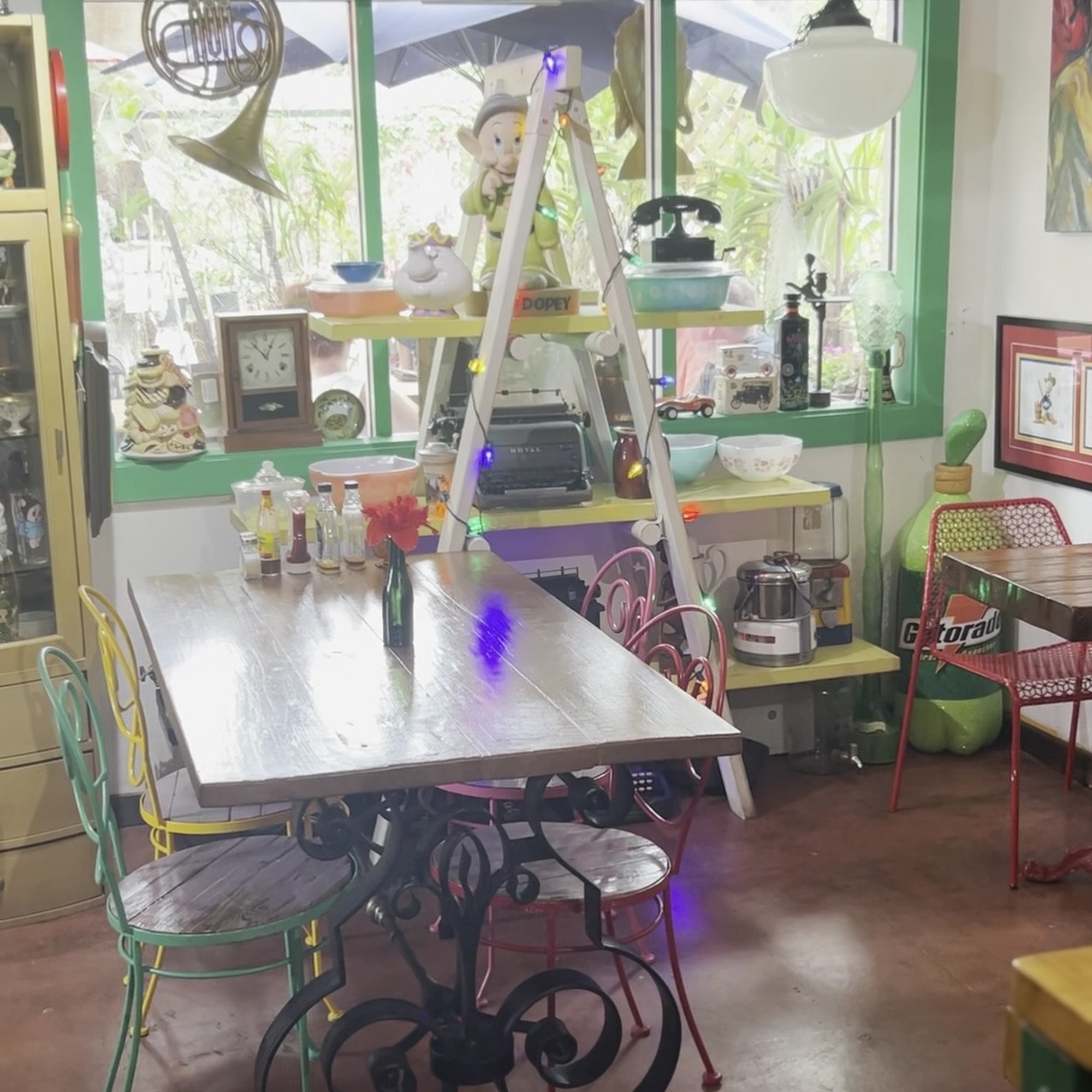 Magnolia Caffee Fort Lauderdale