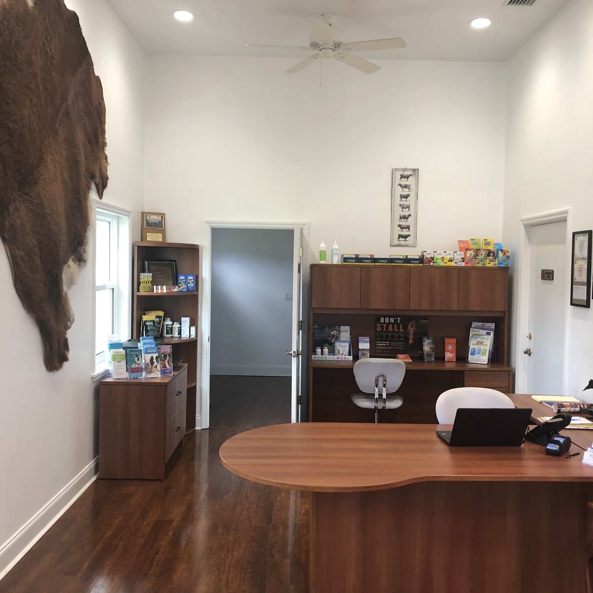 Midway Veterinary Hospital at Orange Avenue Fort Pierce