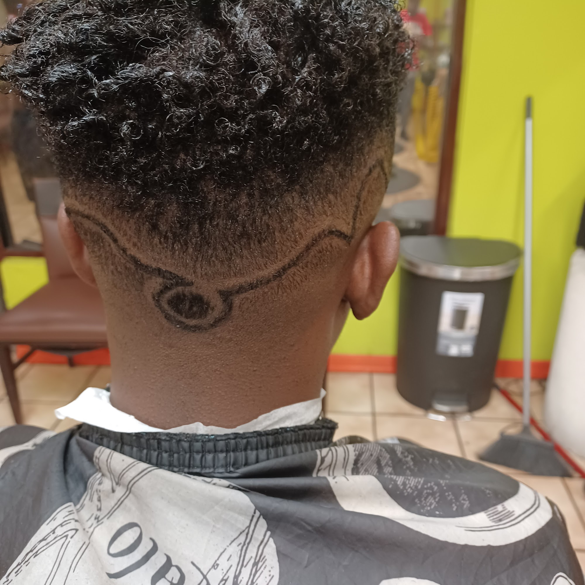 Diversity Barber Shop 3216 S US Hwy 1 Ste 2, Fort Pierce Florida 34982