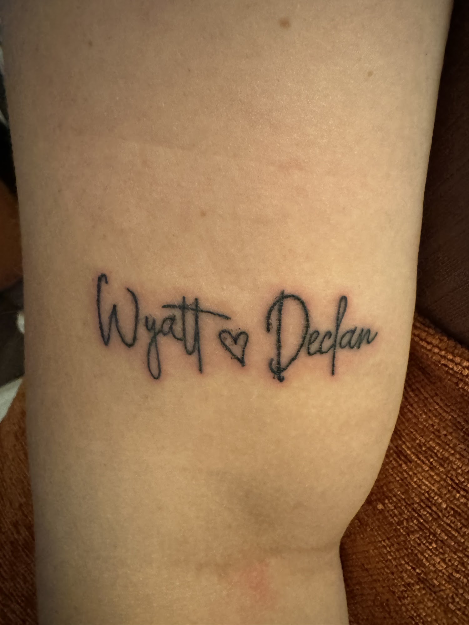 Aglow Beauty Studio and Permanent Jewelry