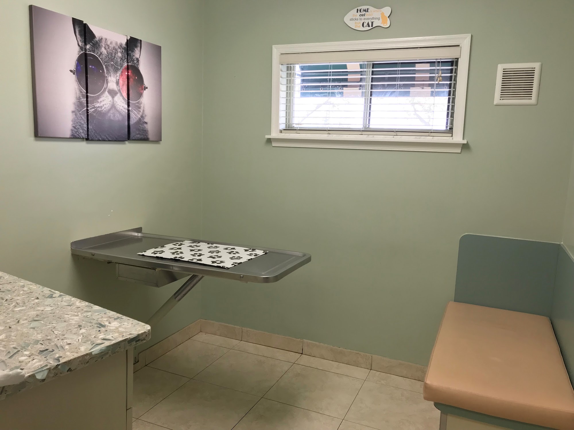 VCA Simmons Animal Hospital Greenacres