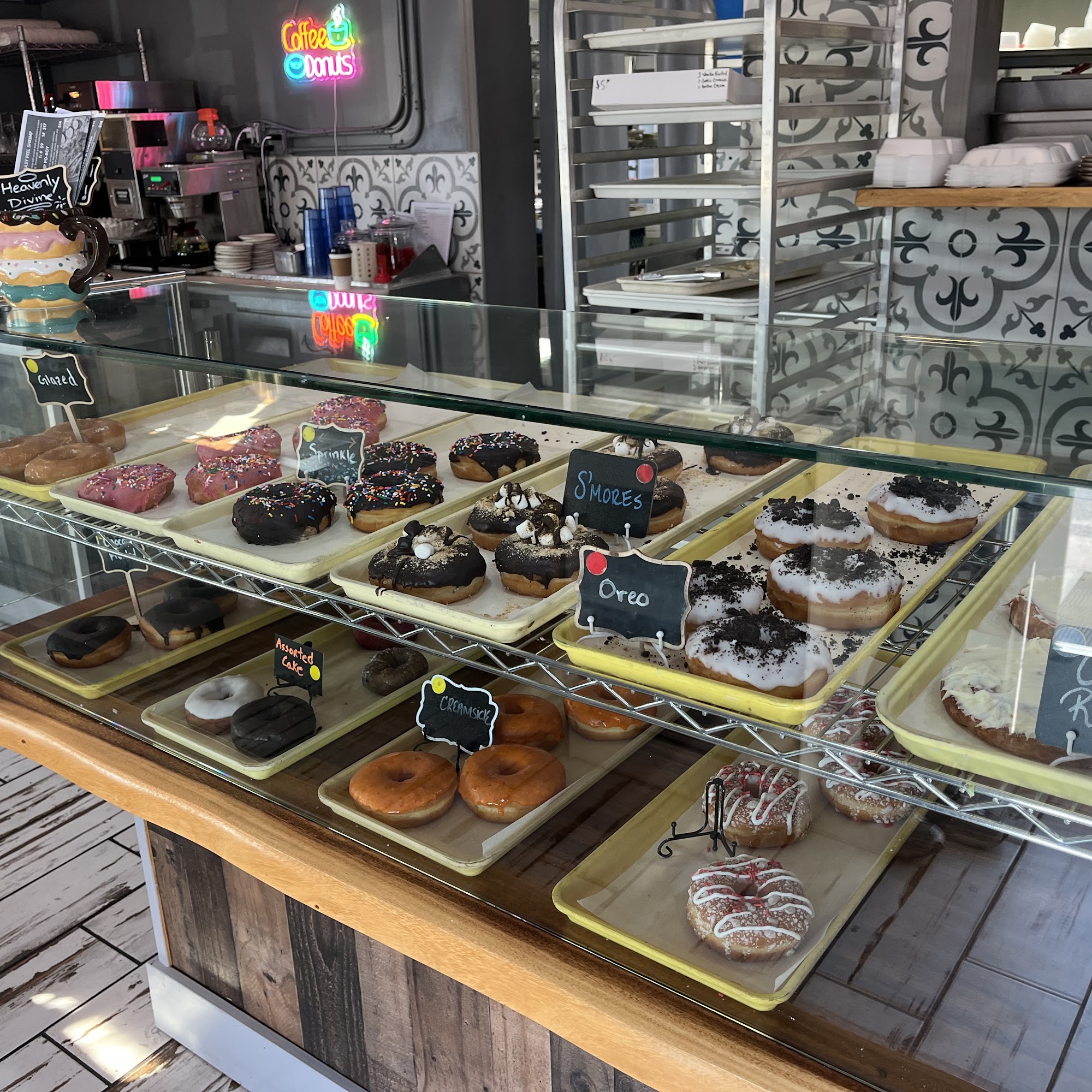 Heavenly Donuts Sweets & Eats Gulfport